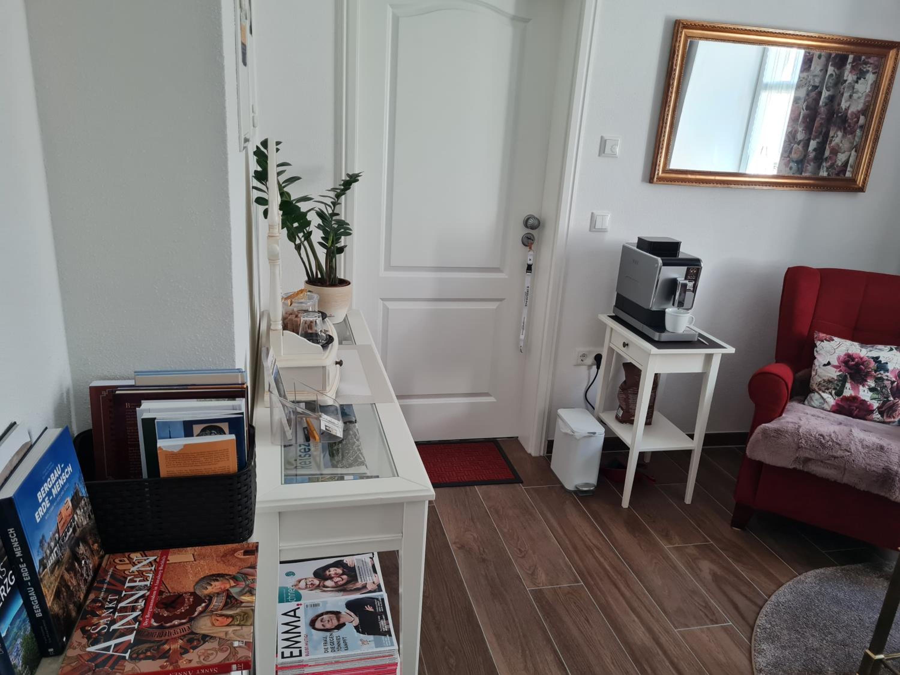 Superior Apartment photo 2