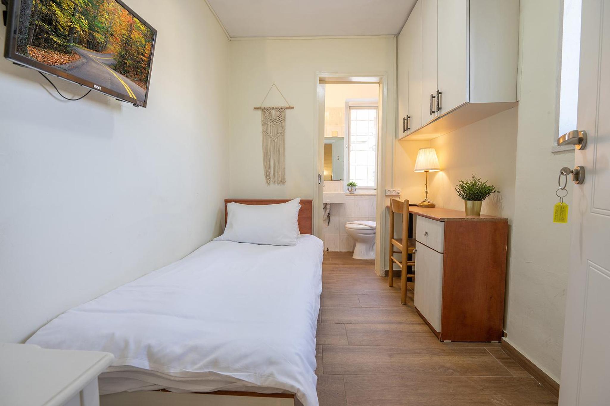 Economy Single Room photo 2