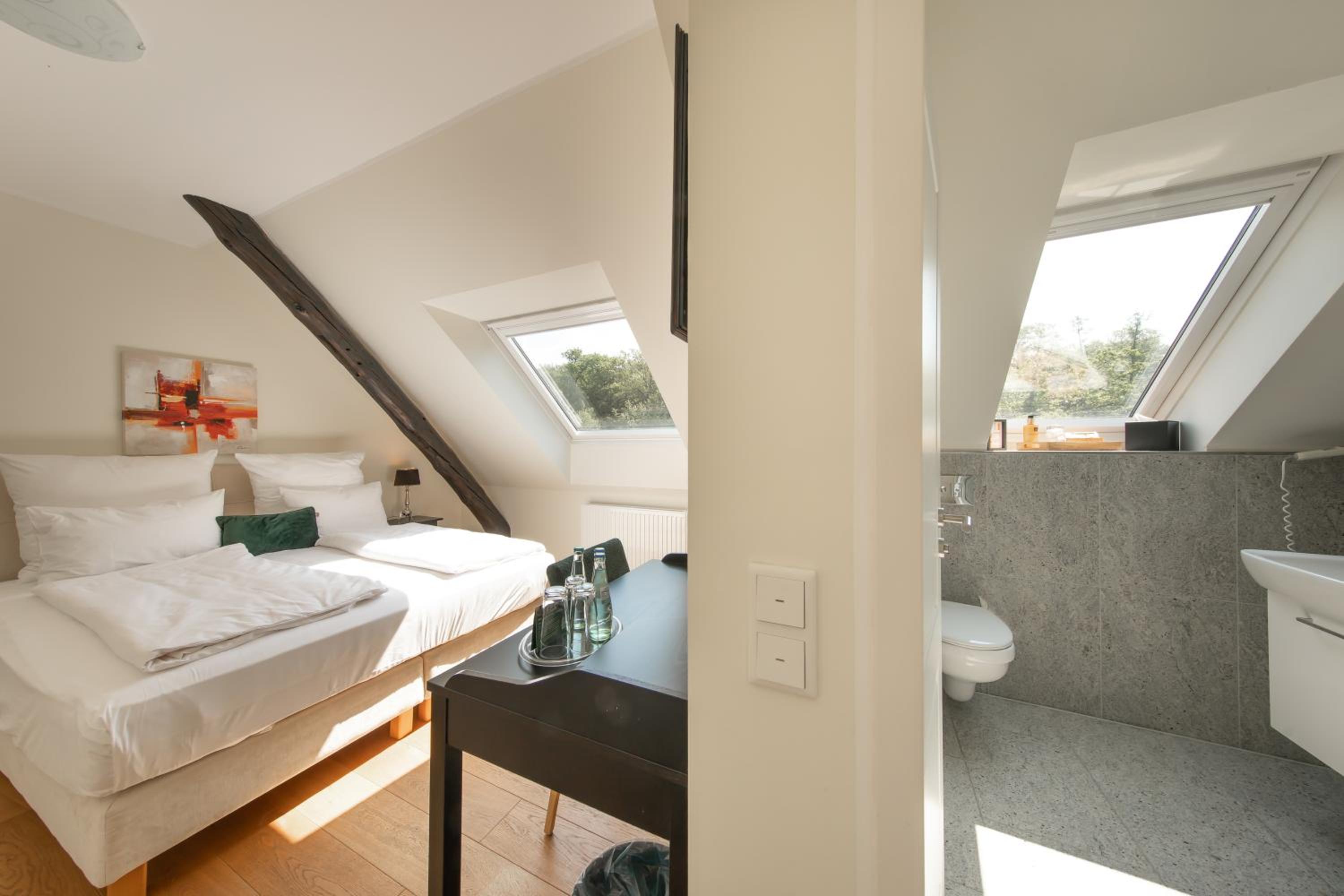 Double Room photo 3