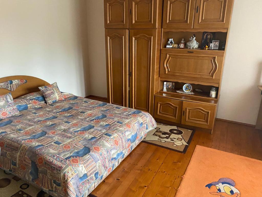 Three-Bedroom House photo 1