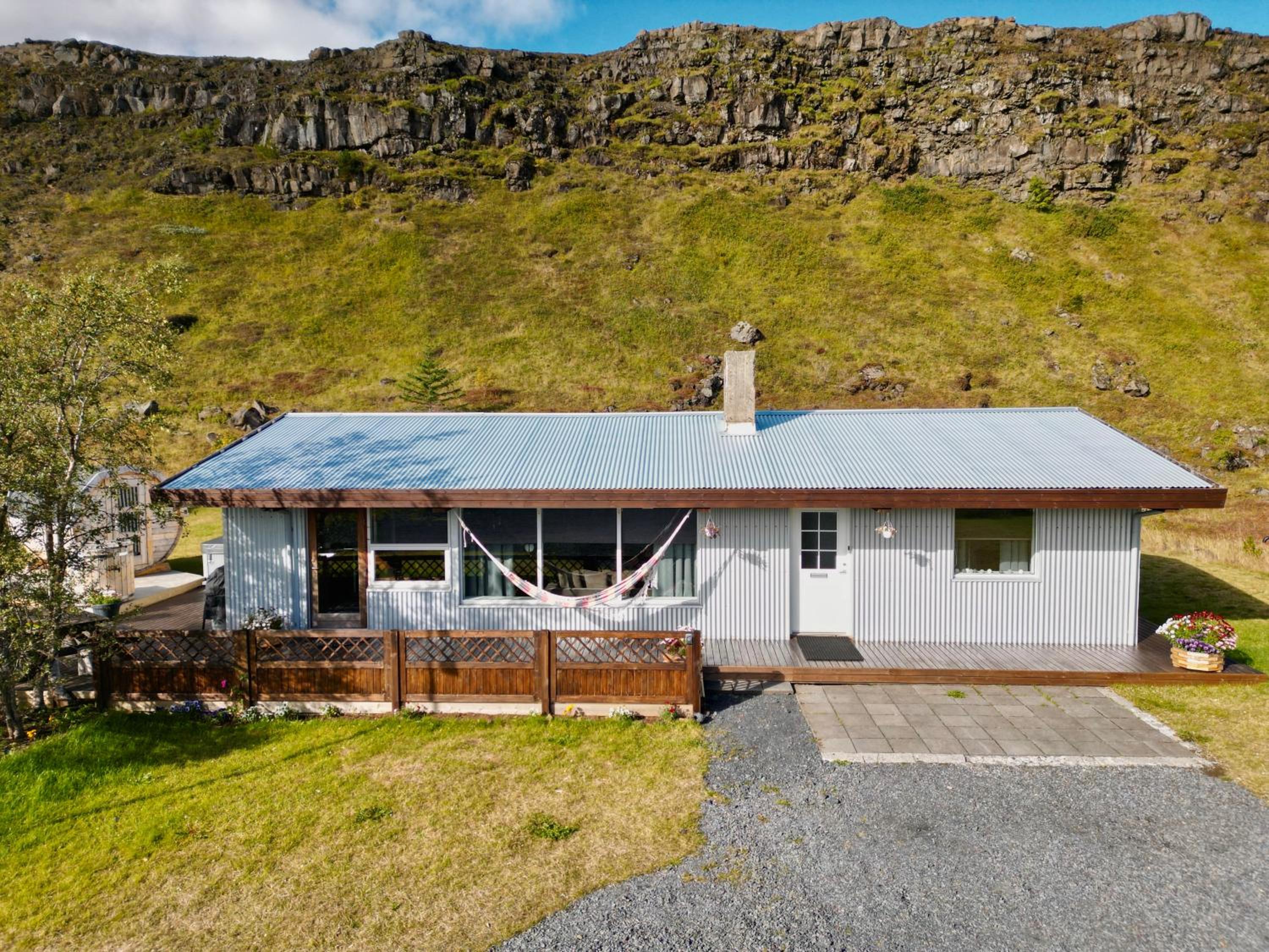 Three-Bedroom House photo 1
