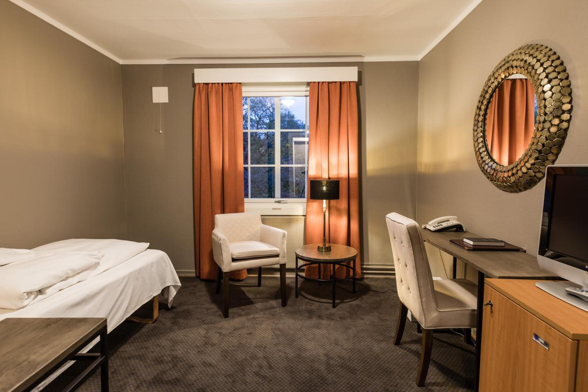 Single Room photo 3