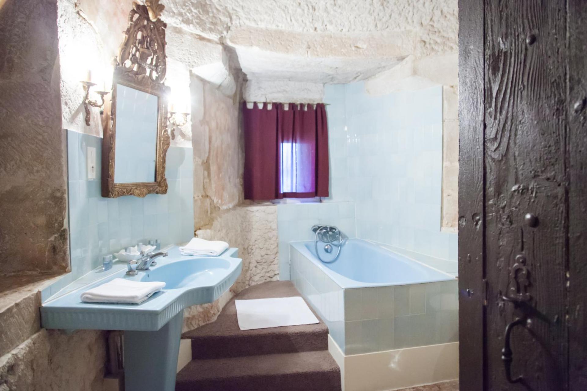 Superior Double or Twin Room photo 3