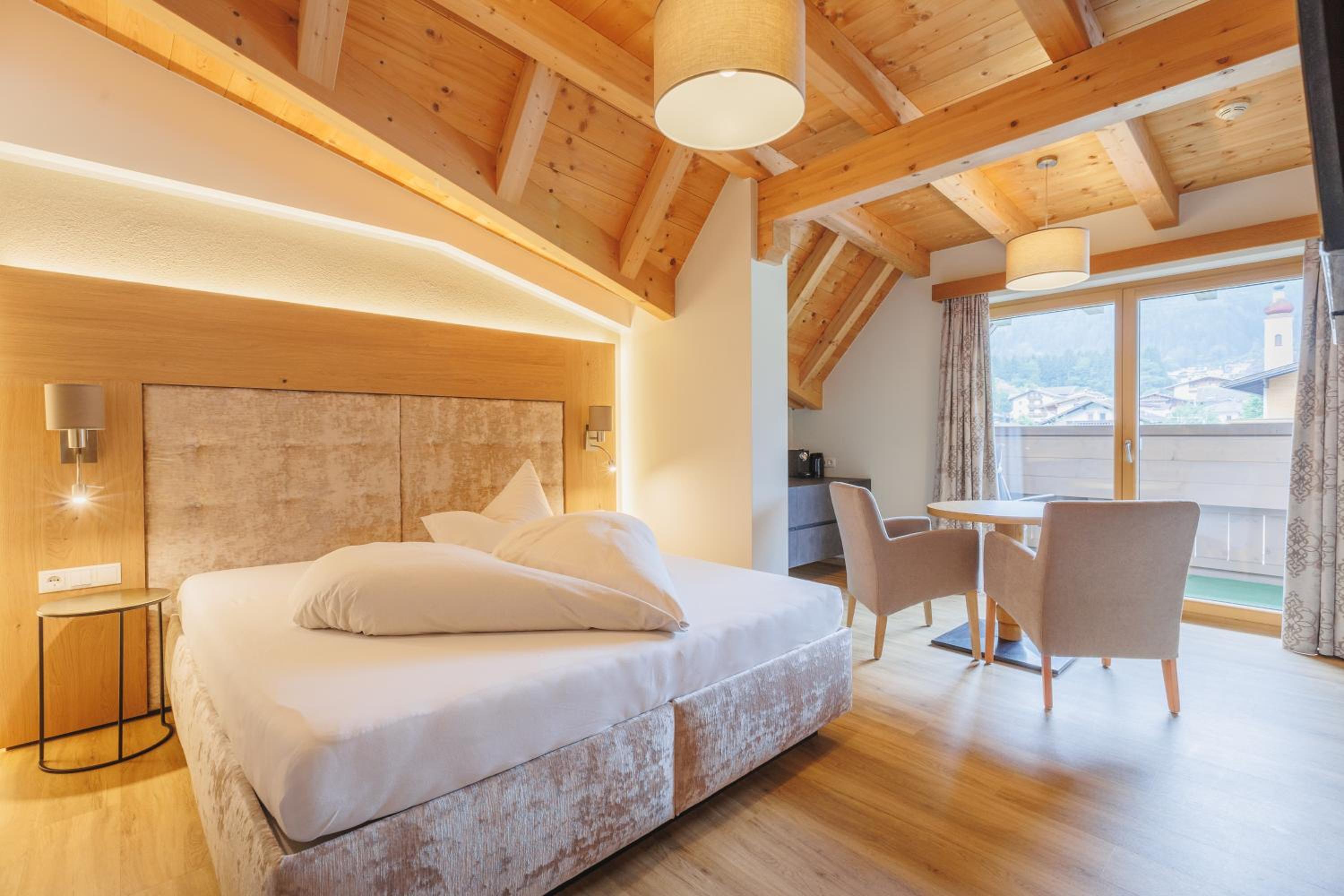 Family Suite with Balcony photo 3