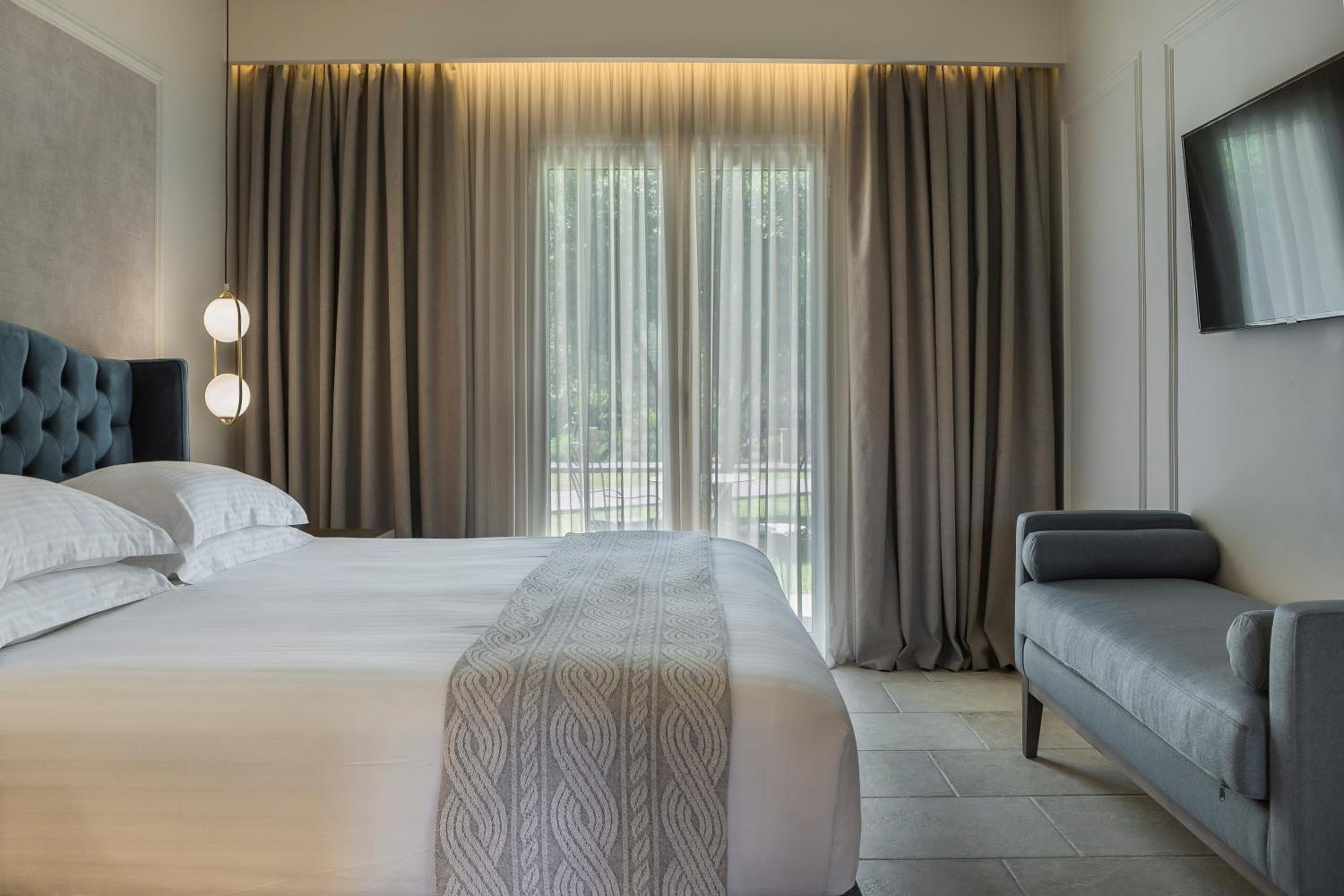 King Room with Garden View photo 3