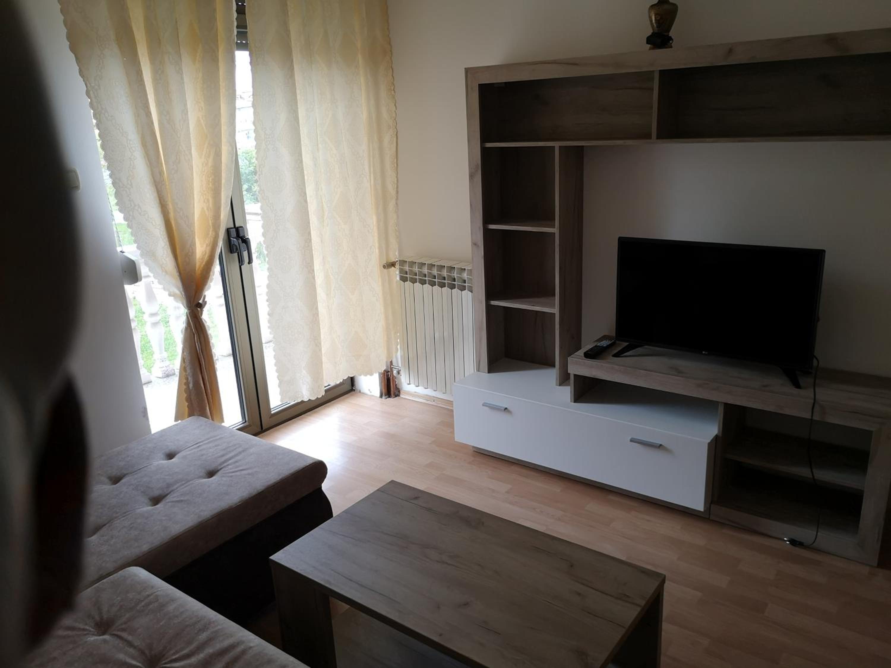 One-Bedroom Apartment with Balcony photo 3