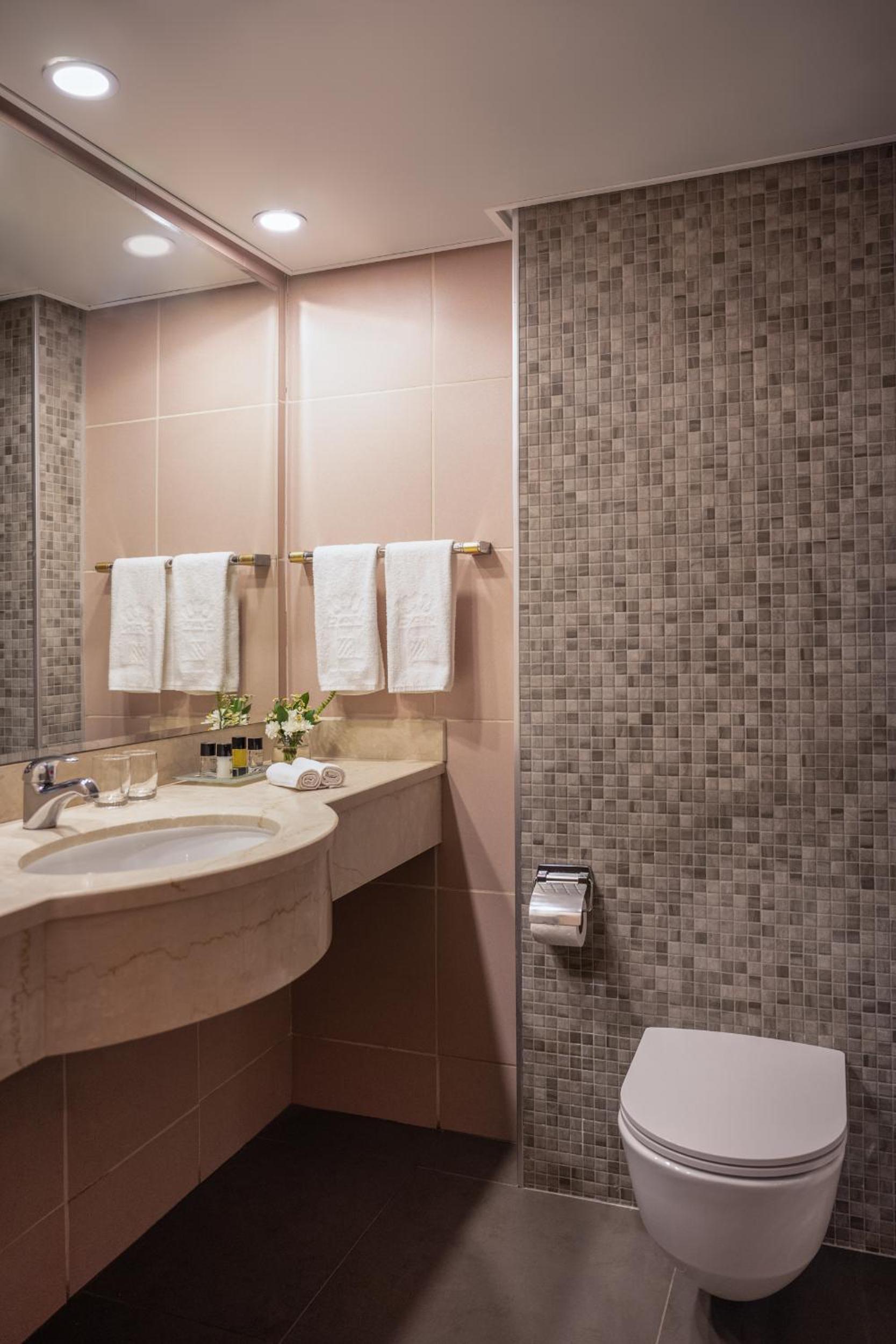 Superior Triple Room - Photo 2