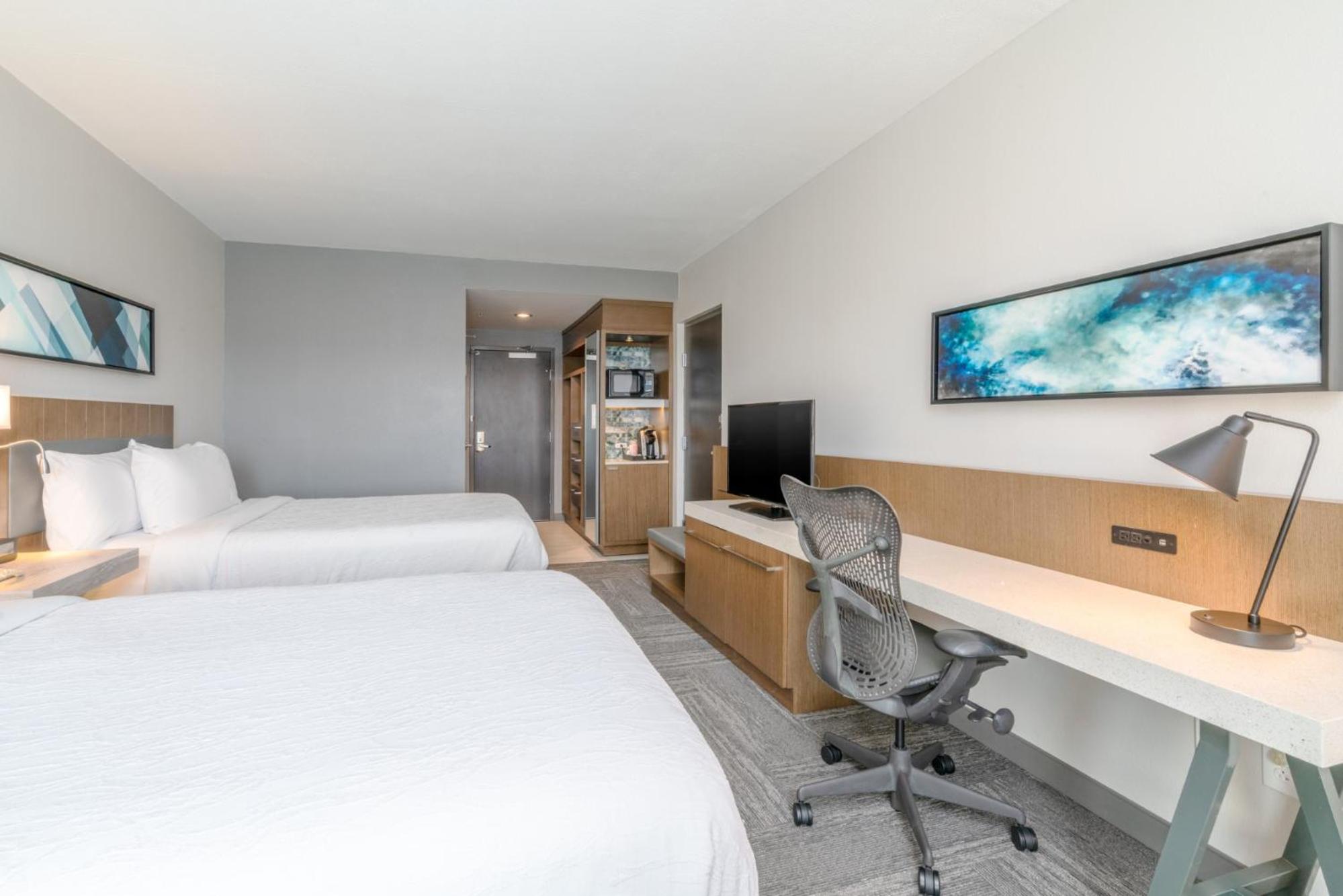 Double Room with Two Double Beds - Photo 1