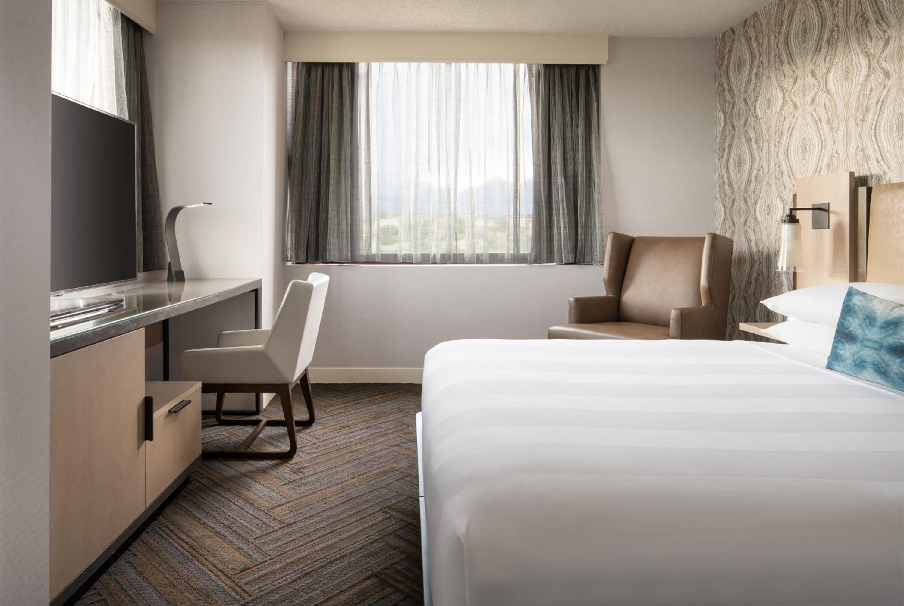 Superior King Room - Photo 1