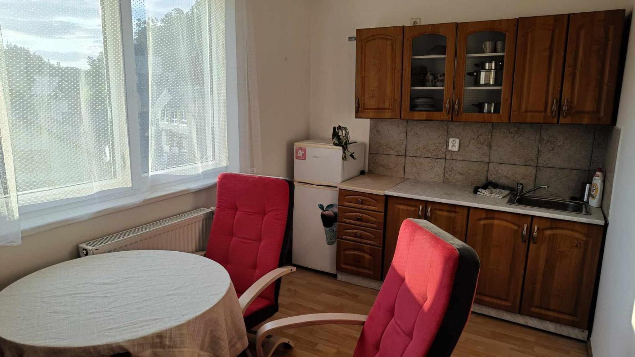 One-Bedroom Apartment - Non-Smoking photo 2
