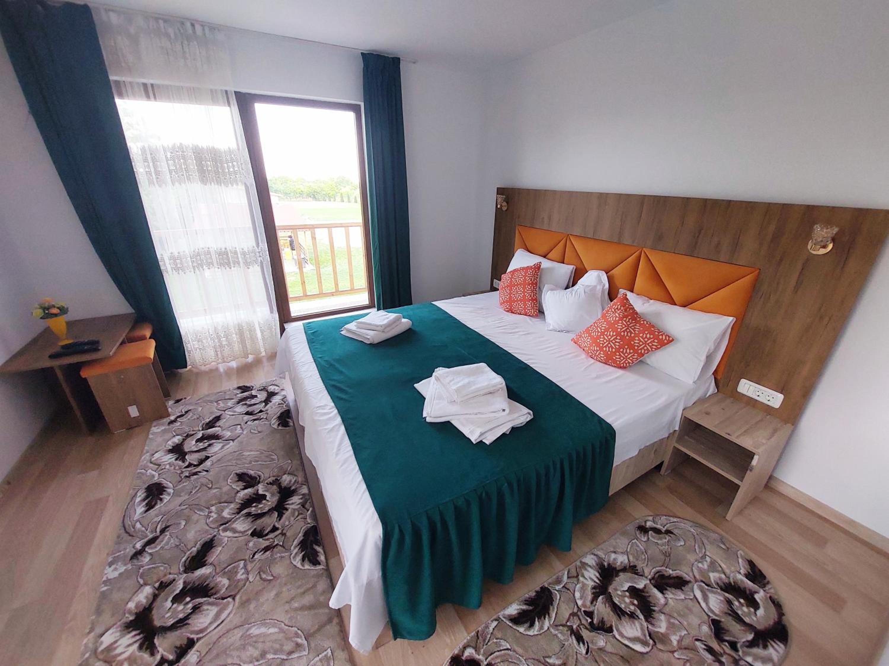Double Room with Garden View - Photo 21