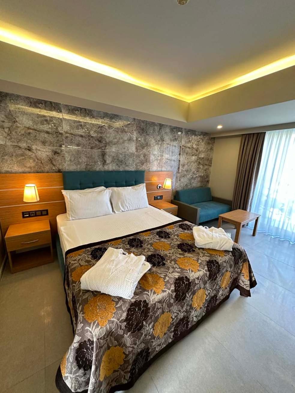 Economy Double Or Twin Room