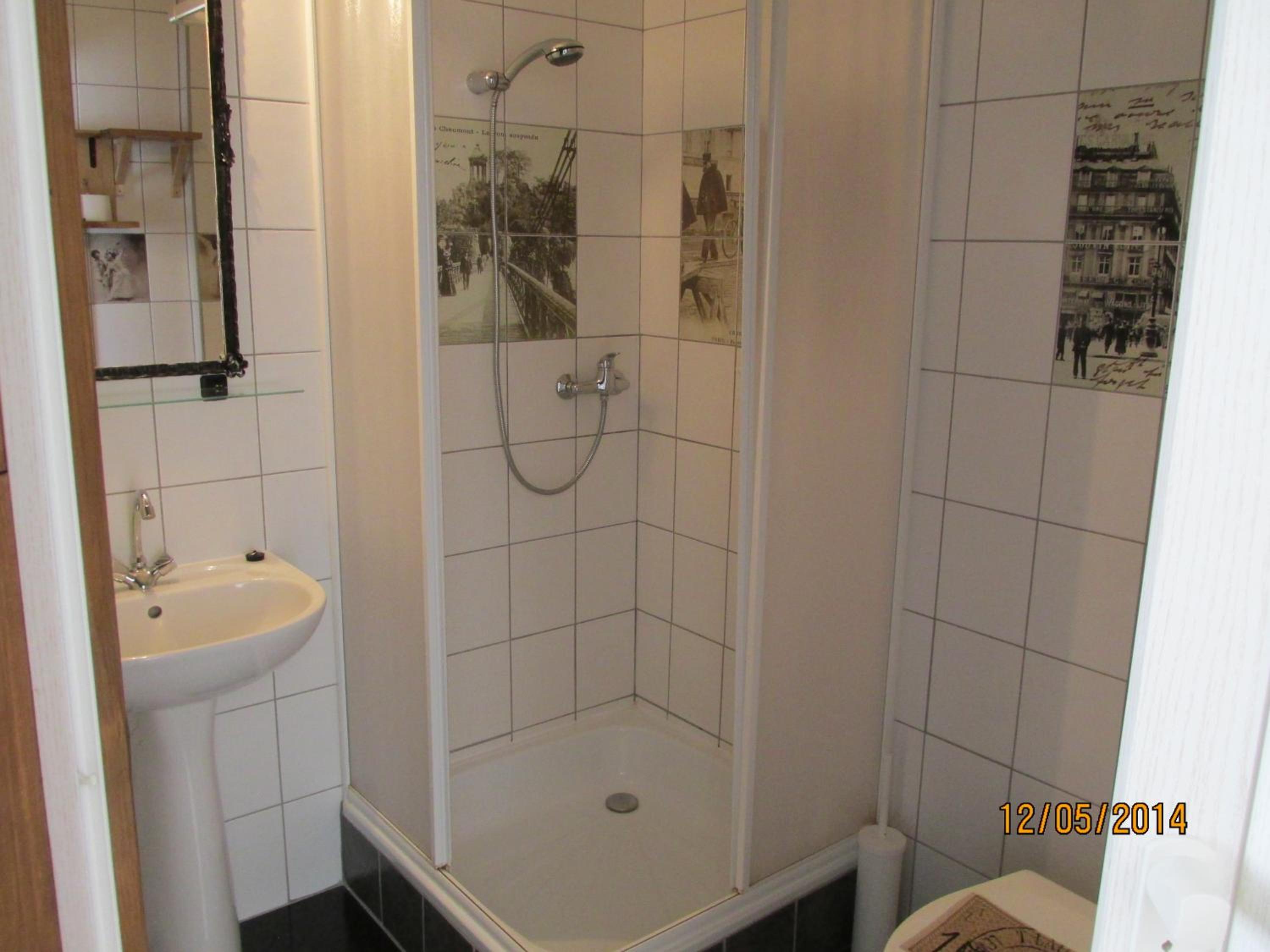 Apartment with Terrace photo 3