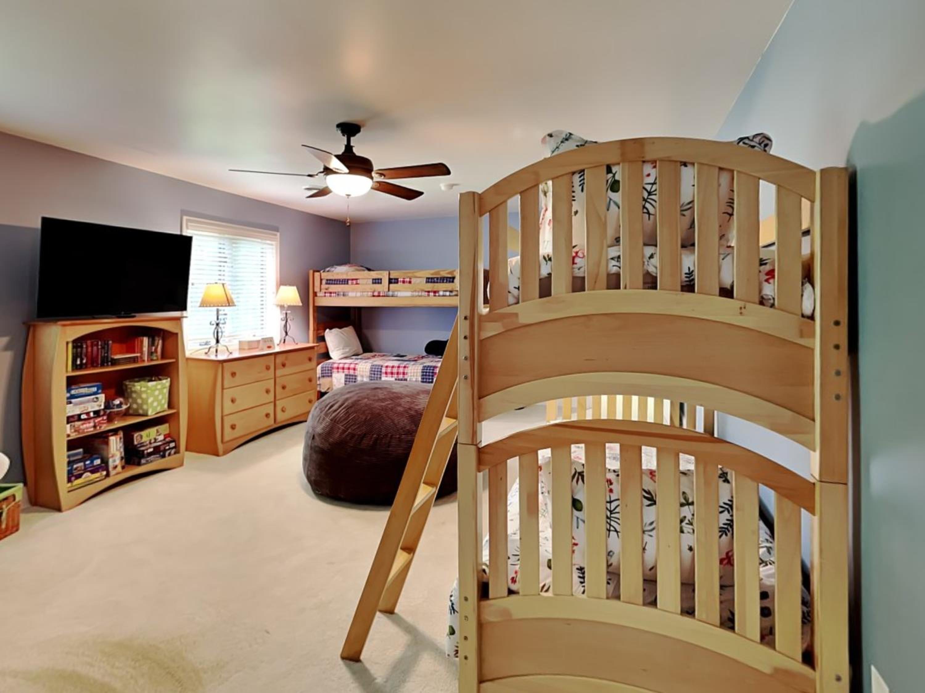 Four-Bedroom House photo 1