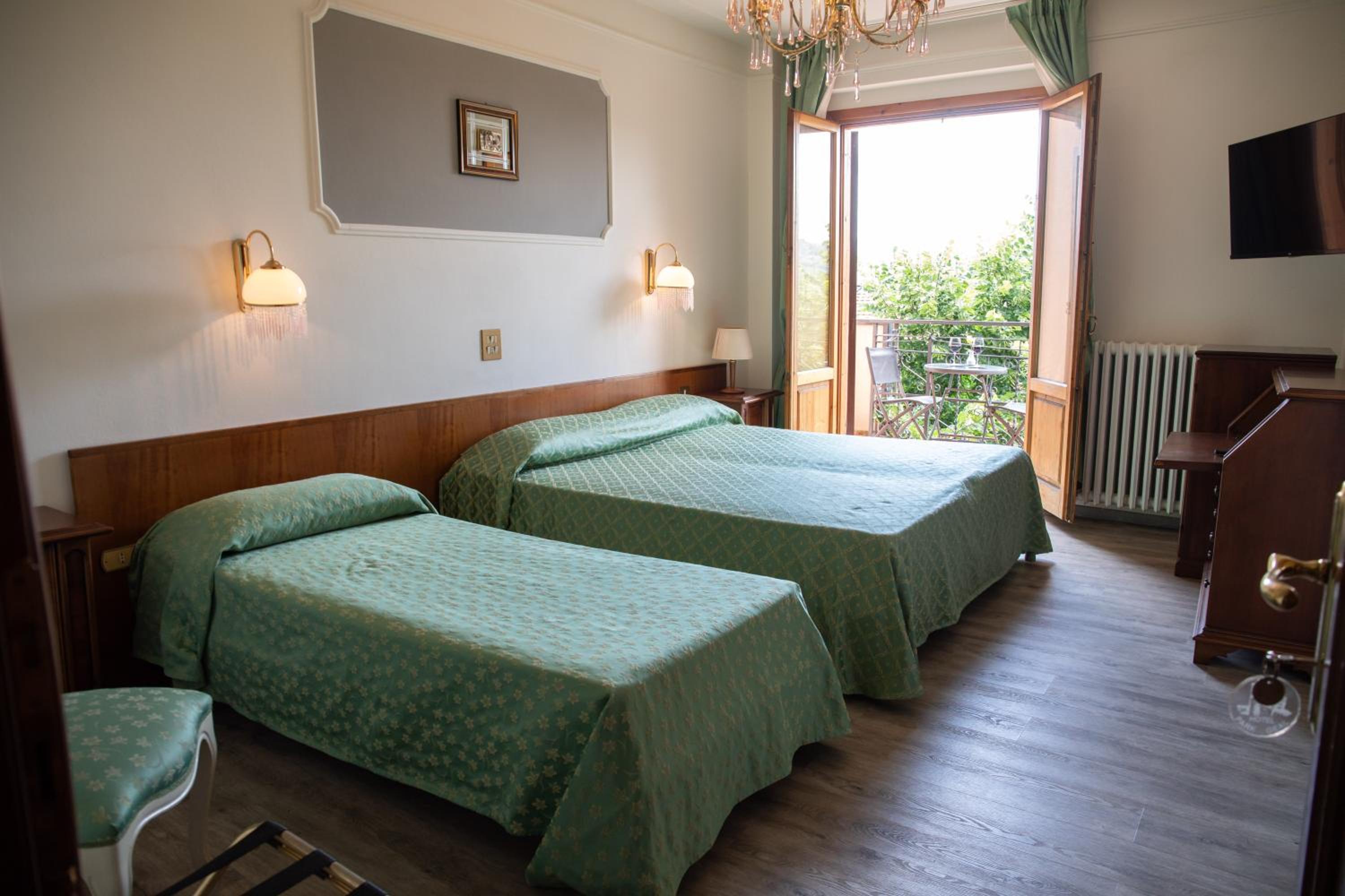 Triple Room - Photo 1
