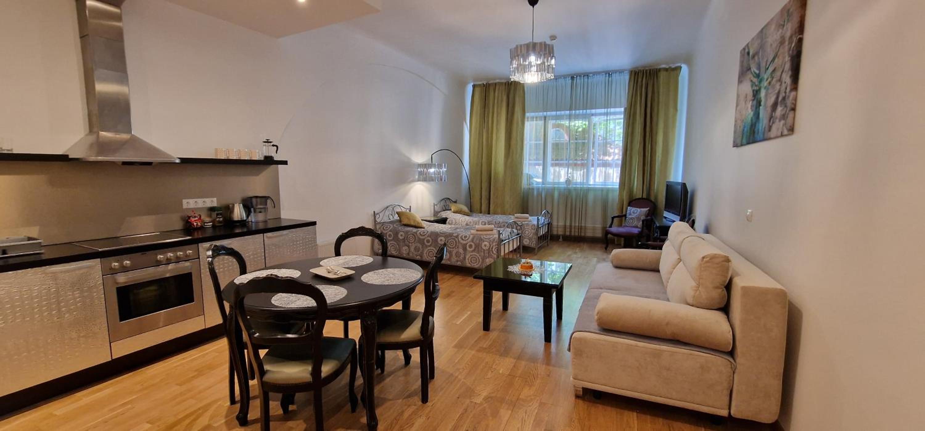 Studio Apartment photo 1