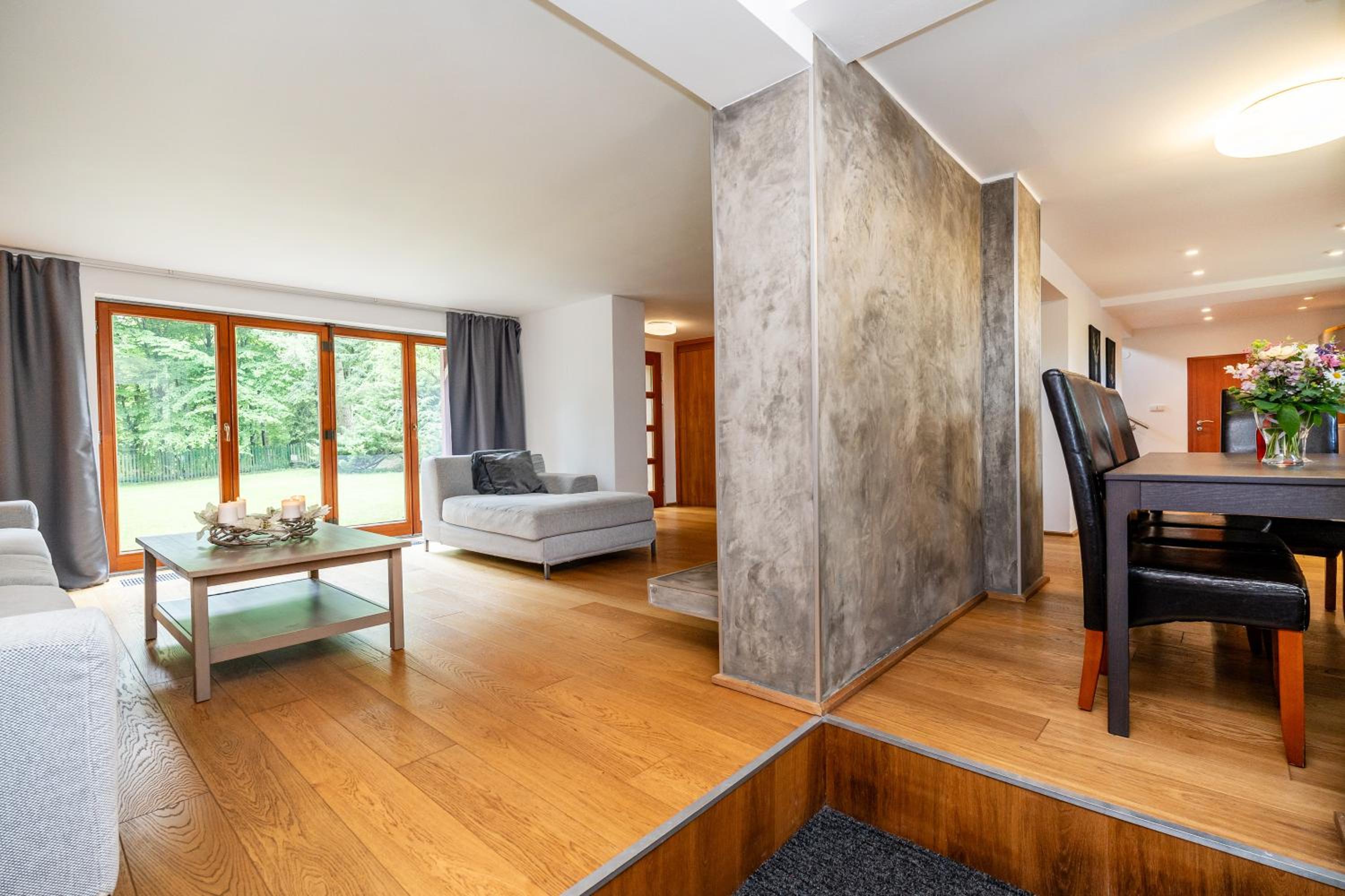 Four-Bedroom House photo 1