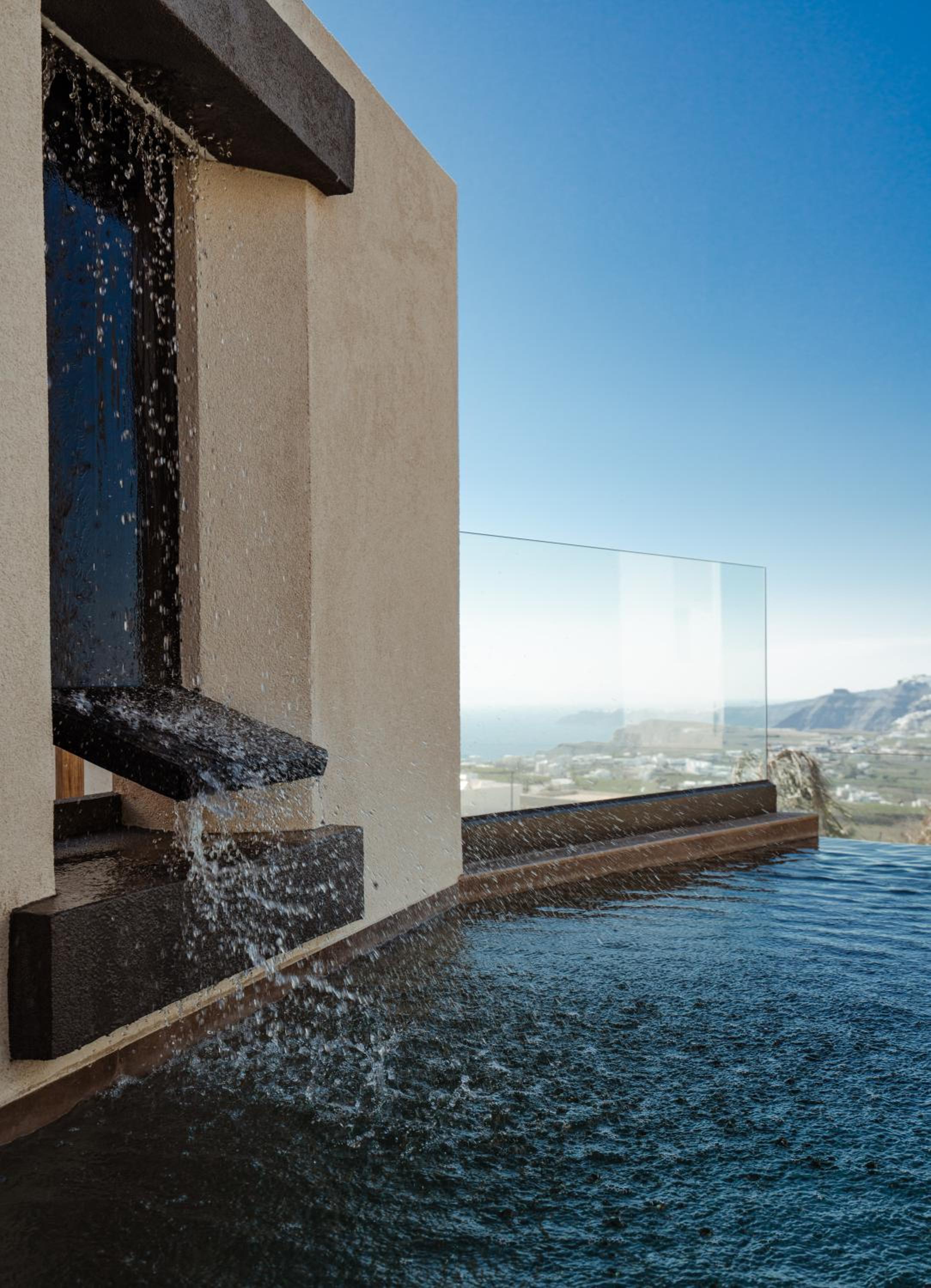 Elegant Two Bedroom Suite with Private Pool and Caldera View - Photo 23