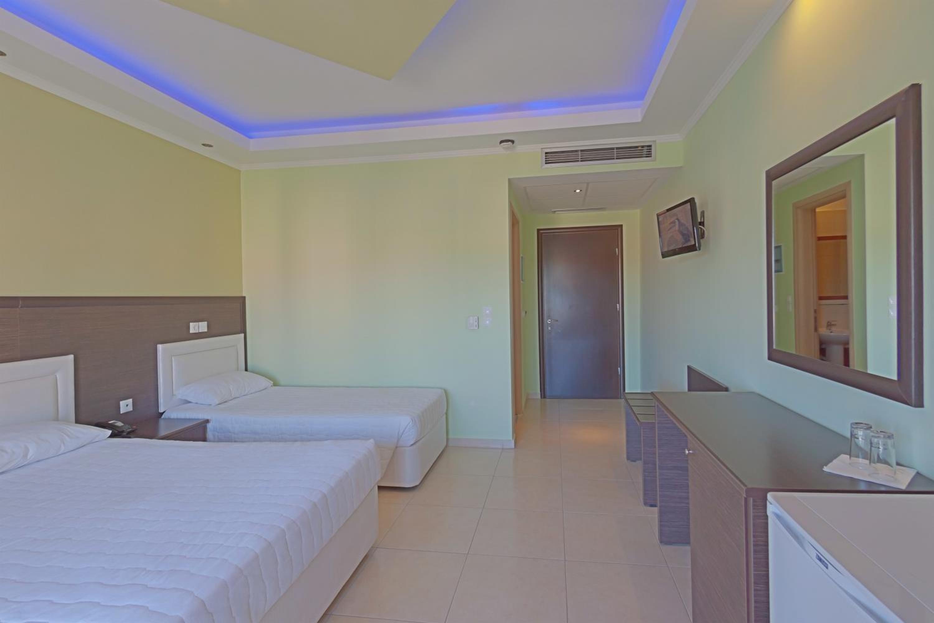 Superior Double or Twin Room photo 1