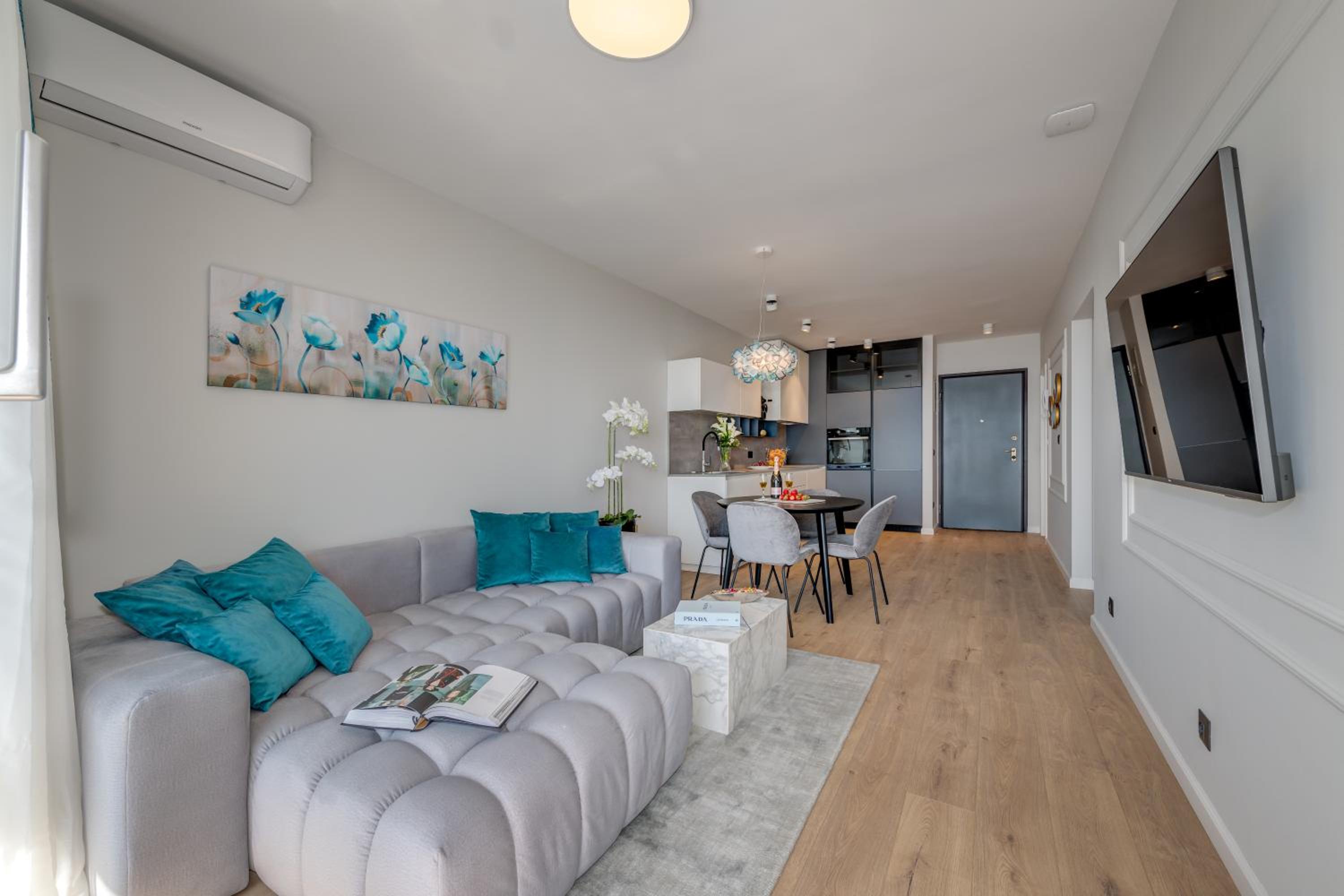 Apartment with Sea View