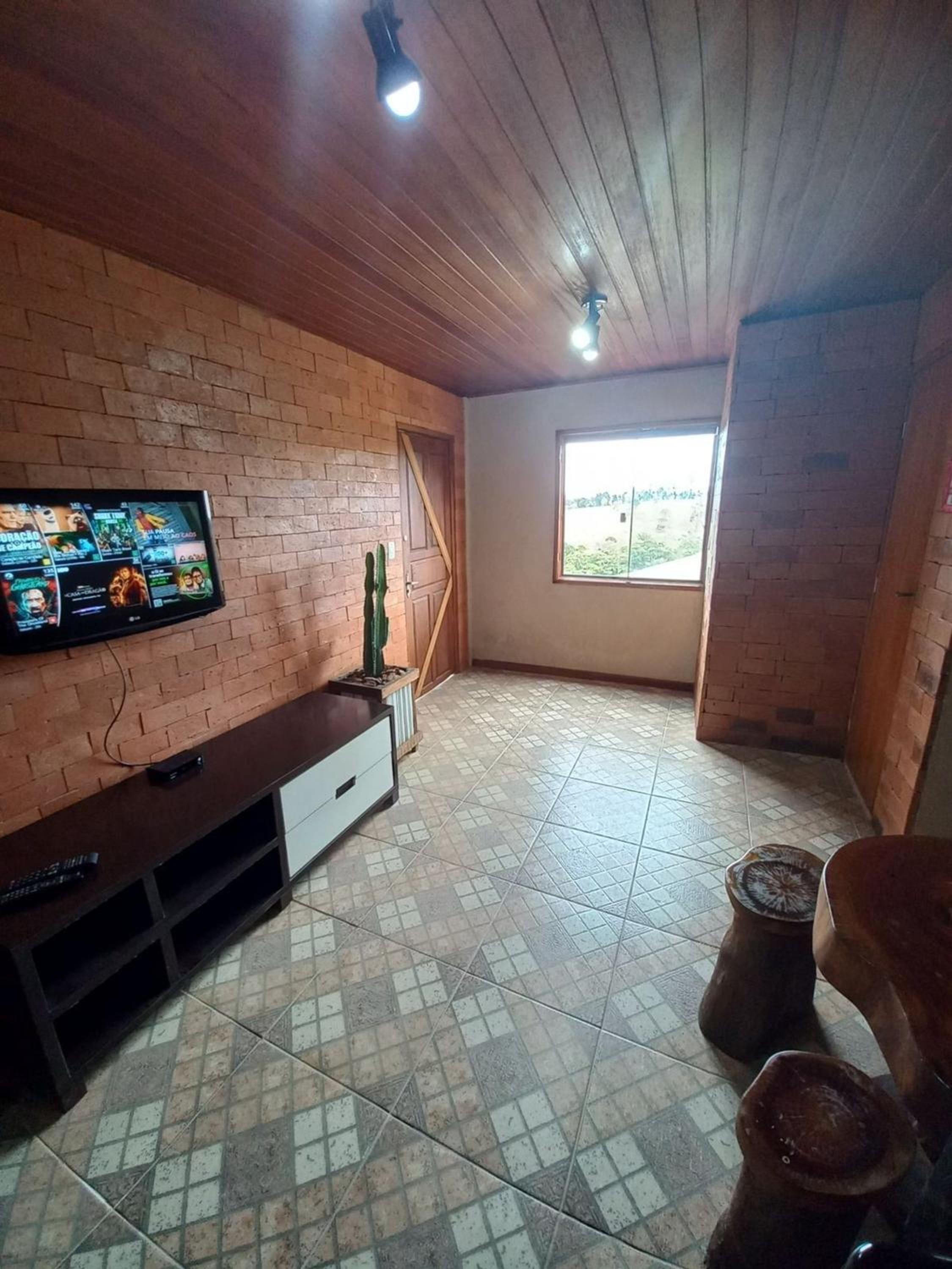 Two-Bedroom Chalet - Photo 10