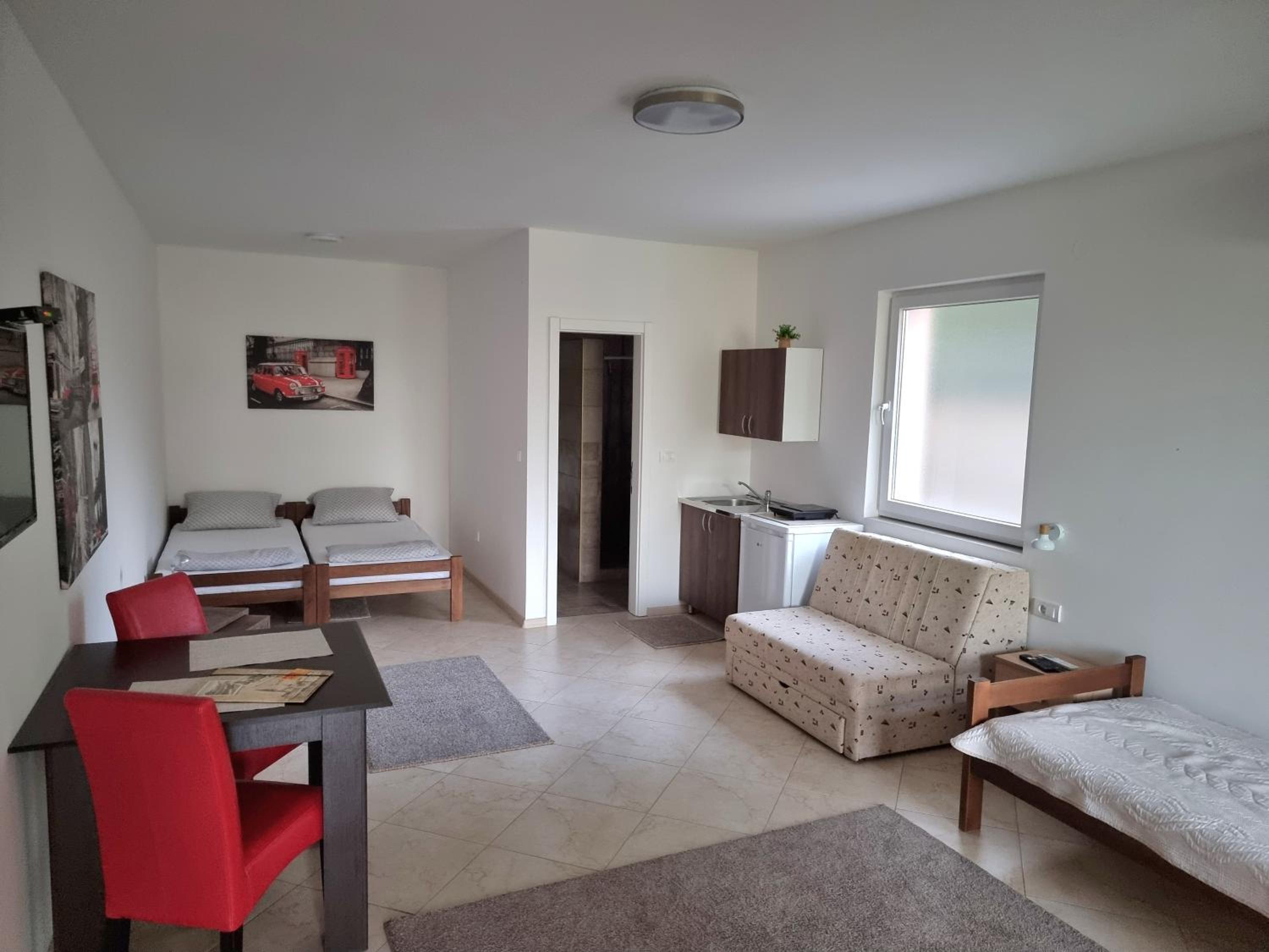 One-Bedroom Apartment