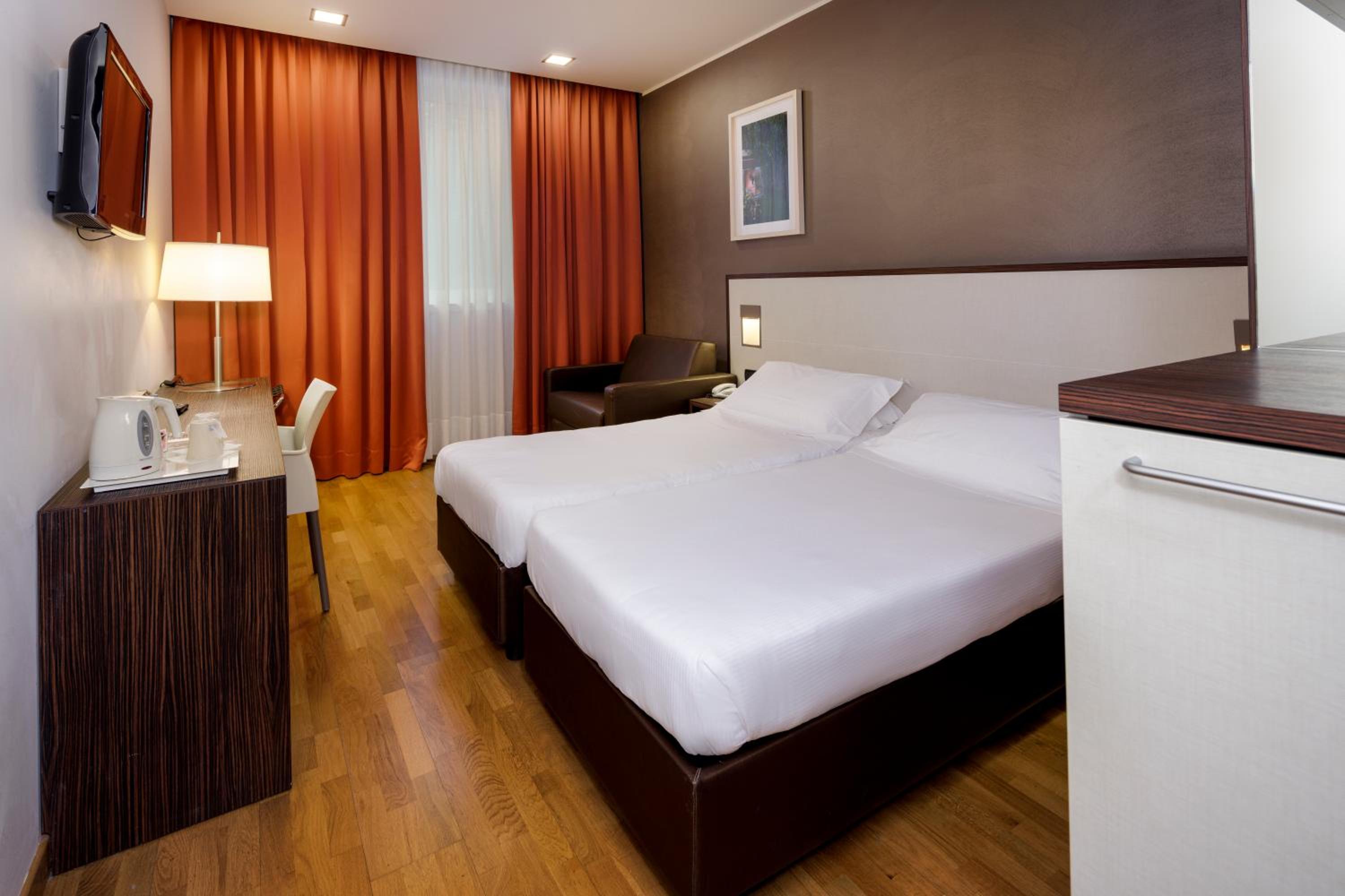 Comfort Twin Room - Photo 1