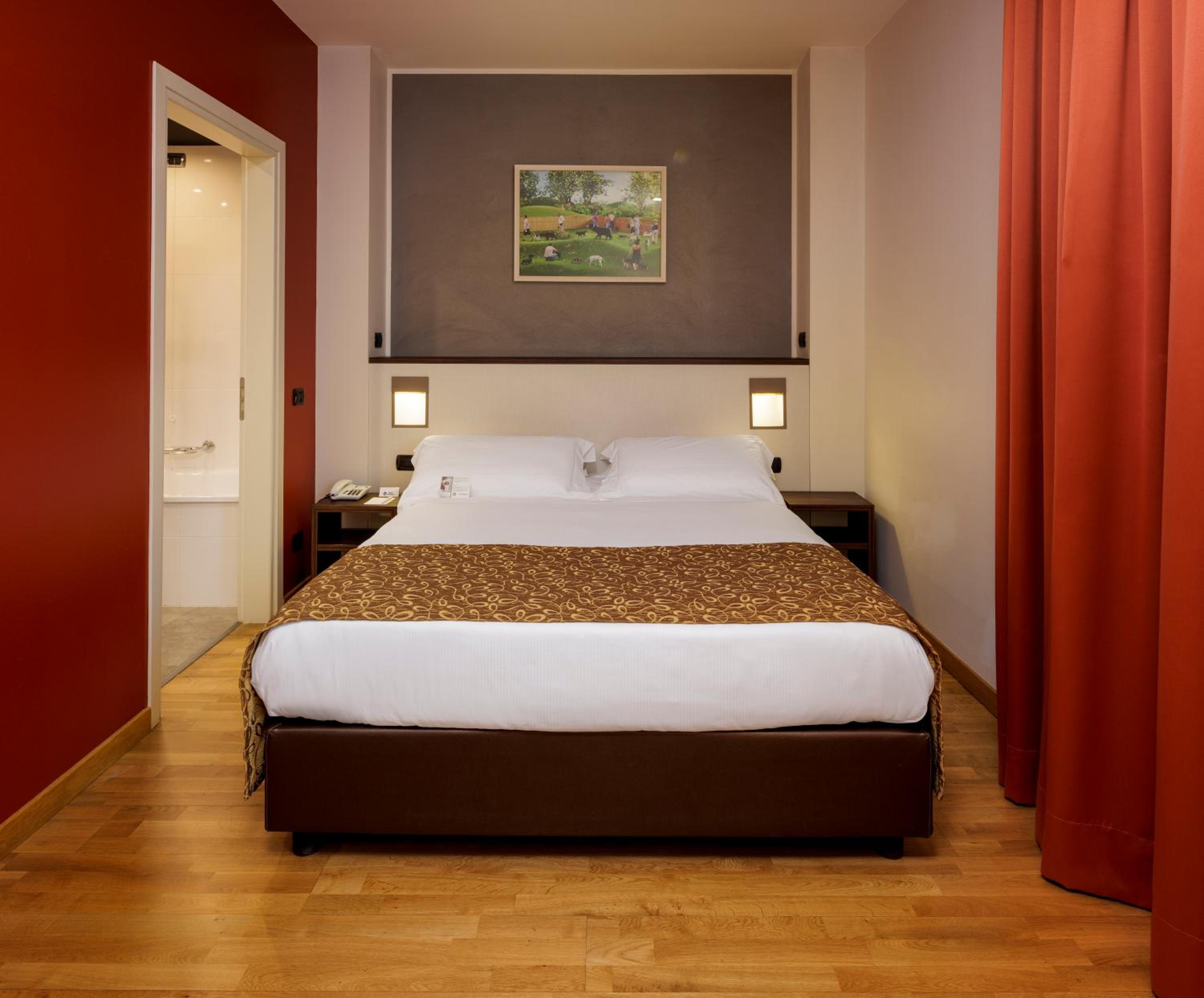 Standard Queen Room - Photo 2