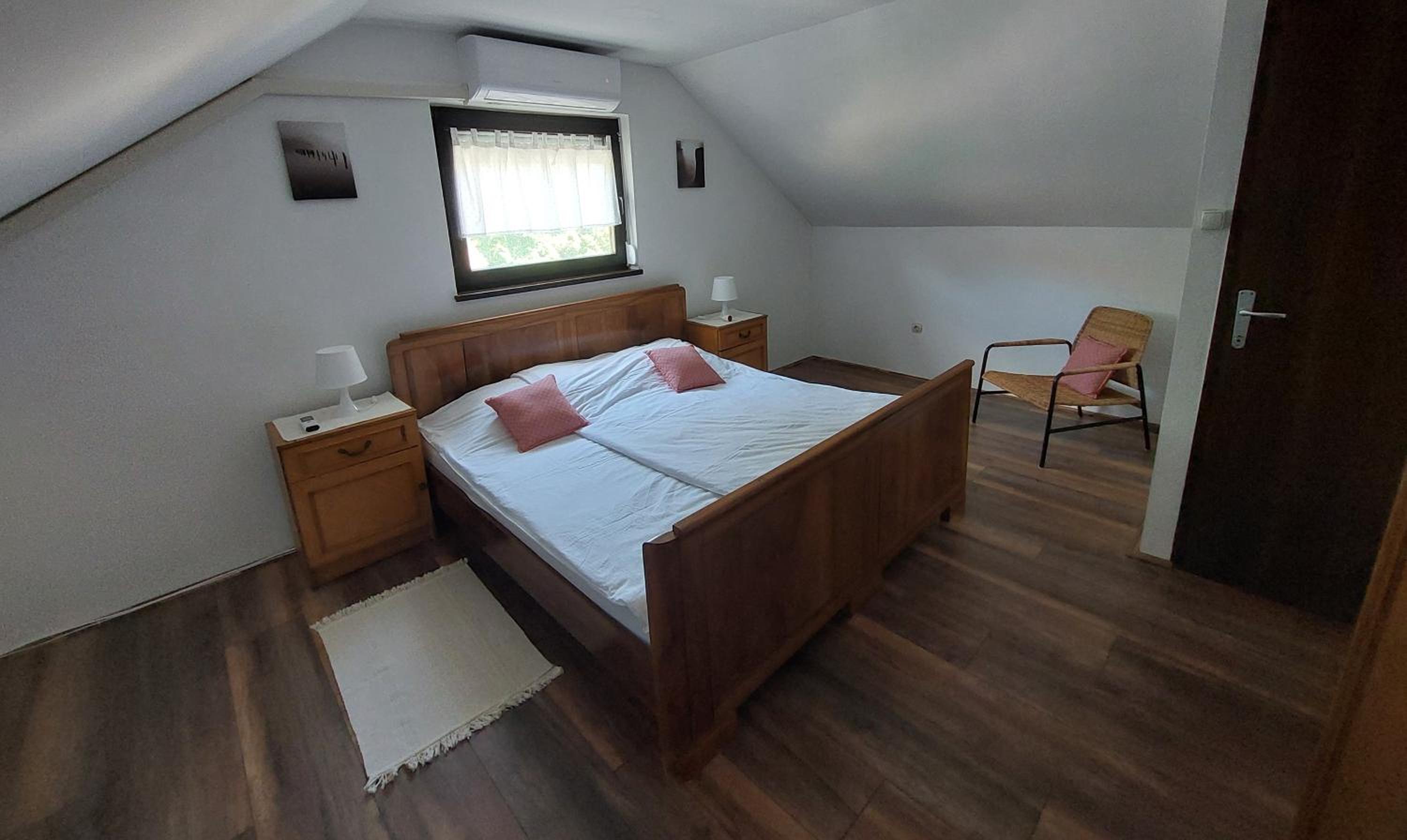 Two-Bedroom House photo 3