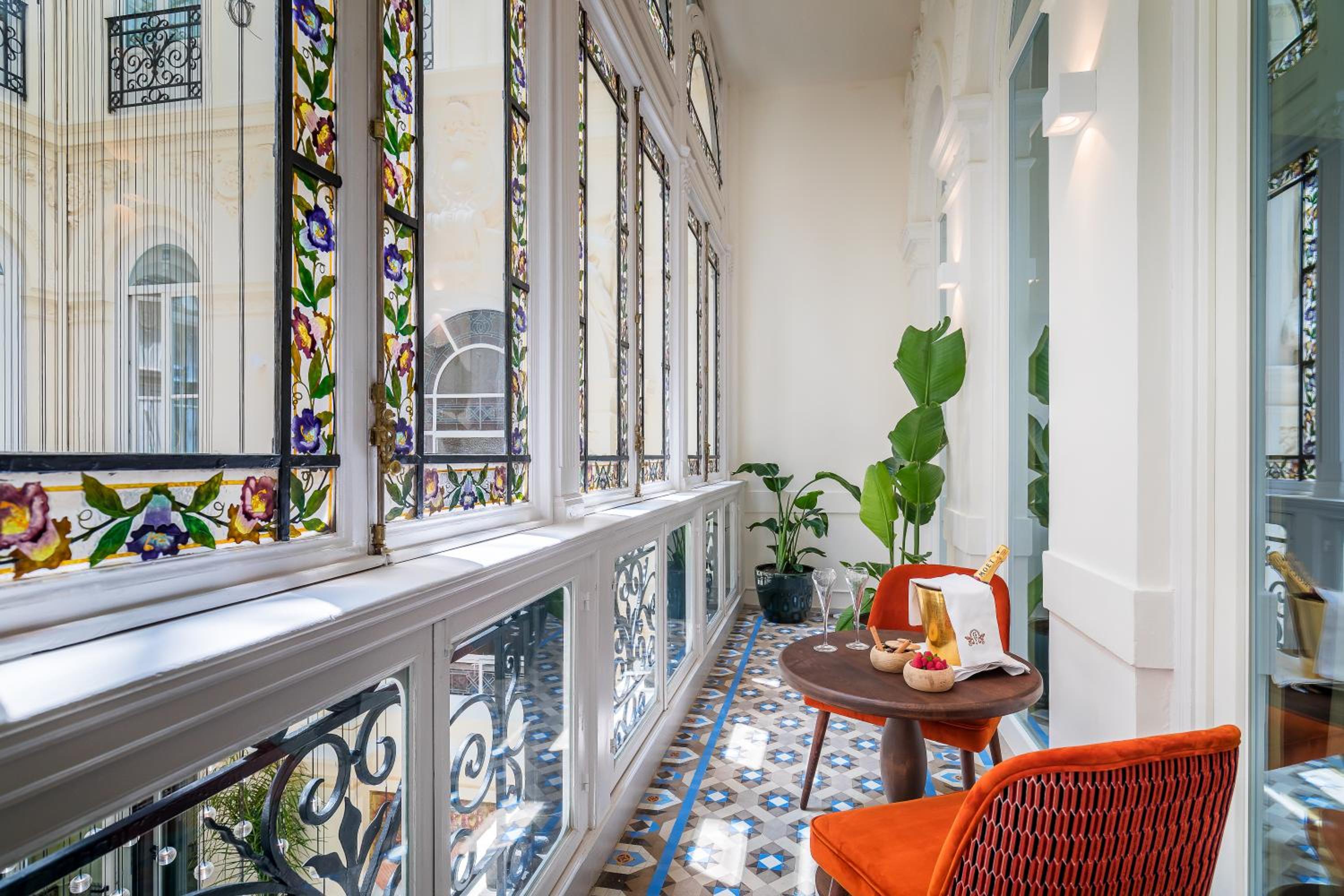Suite familiar (2 adultos + 2 niños) Suite familiar (2 adultos + 2 niños)