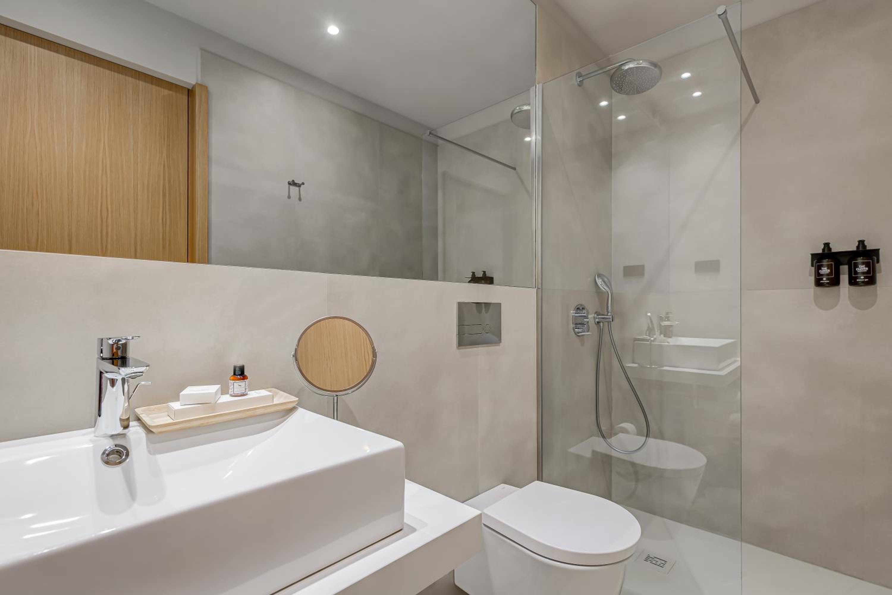 Double Room - Photo 23