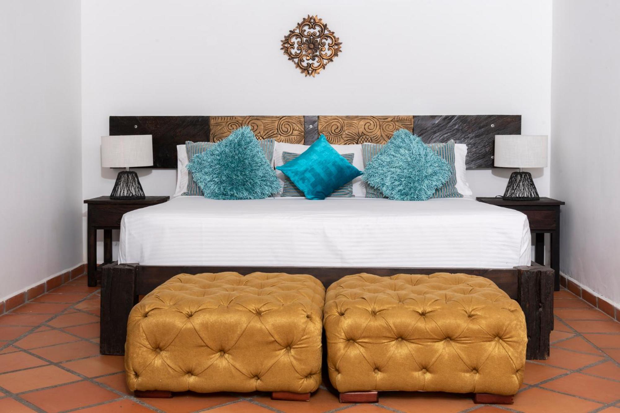 Deluxe King Room photo 2