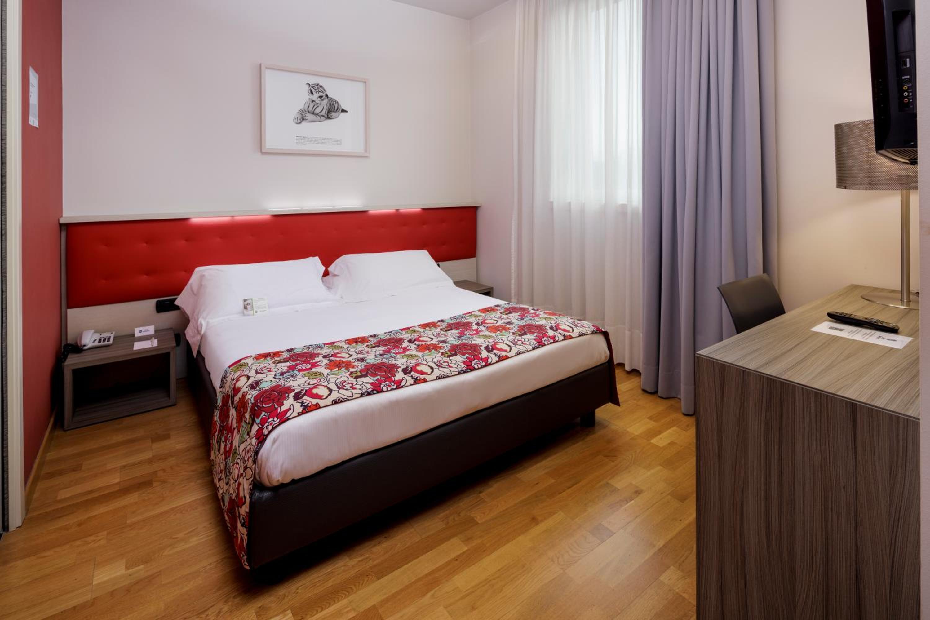Superior Queen Room - Photo 2