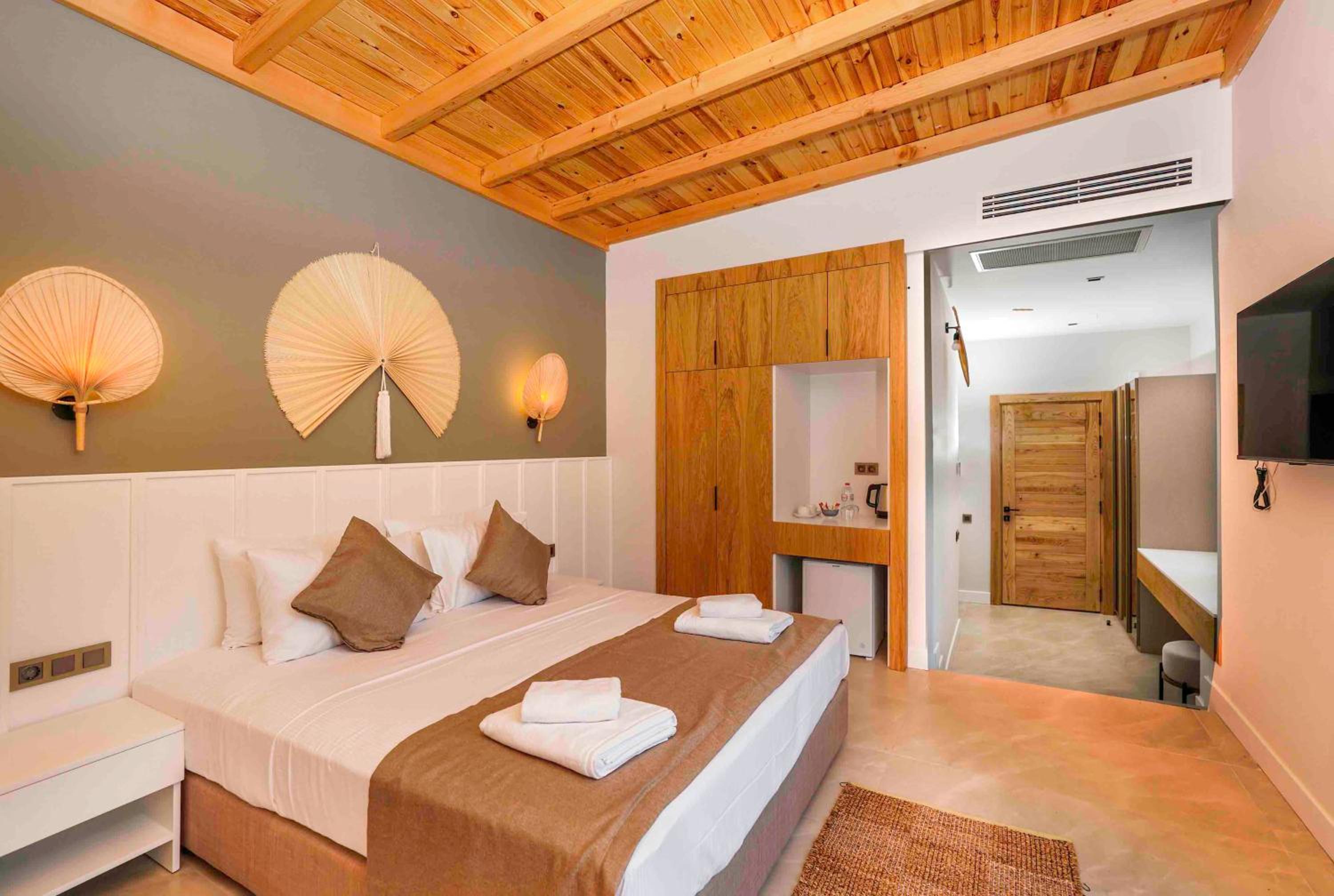 Suite with Spa Bath
