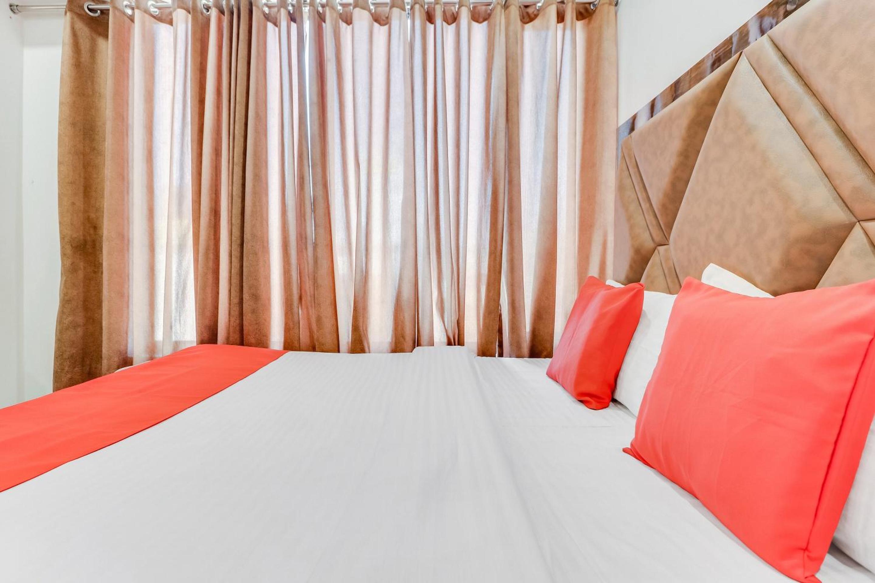 Classic Triple Room - Photo 8