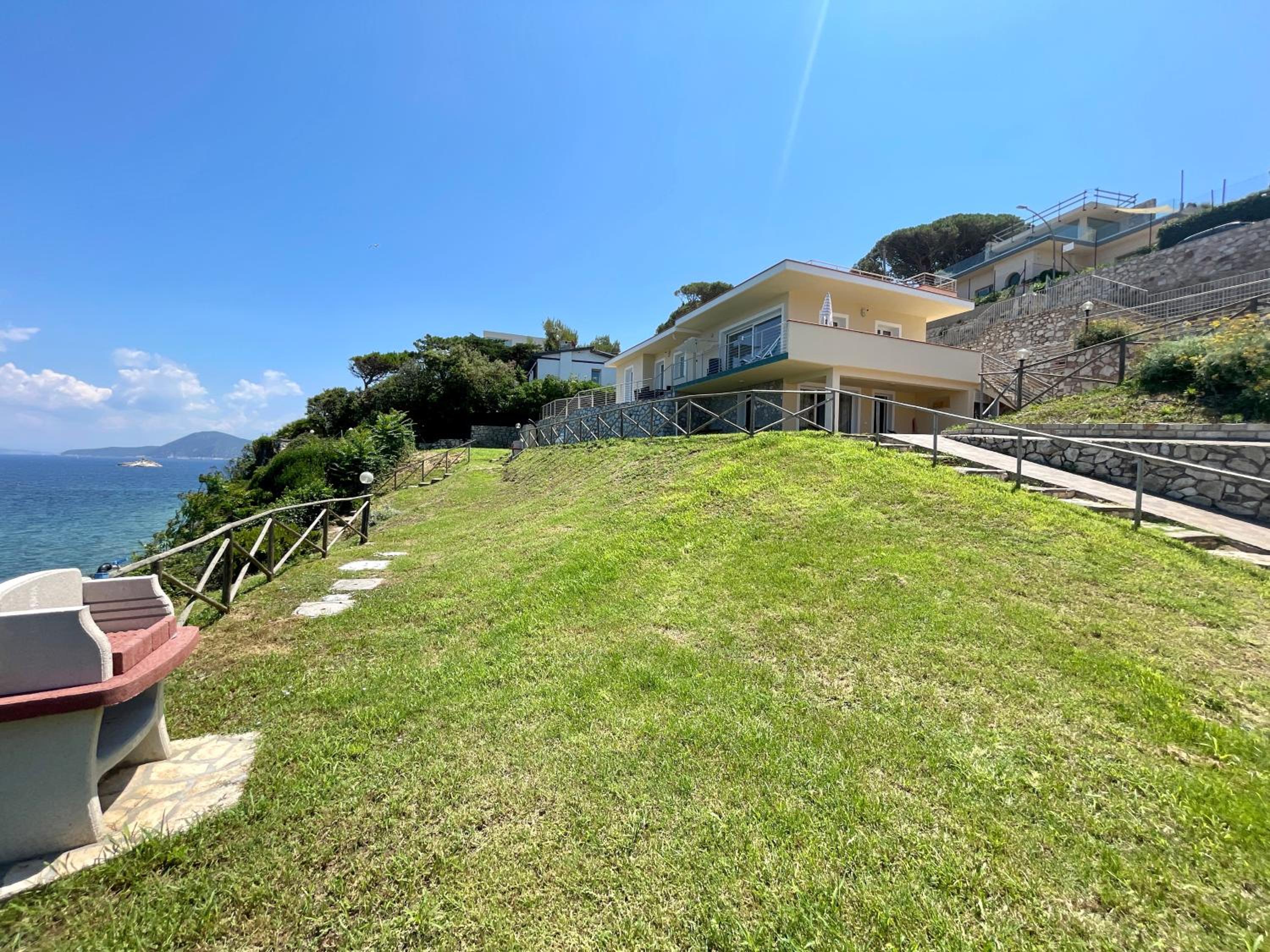 Villa with Sea View photo 3