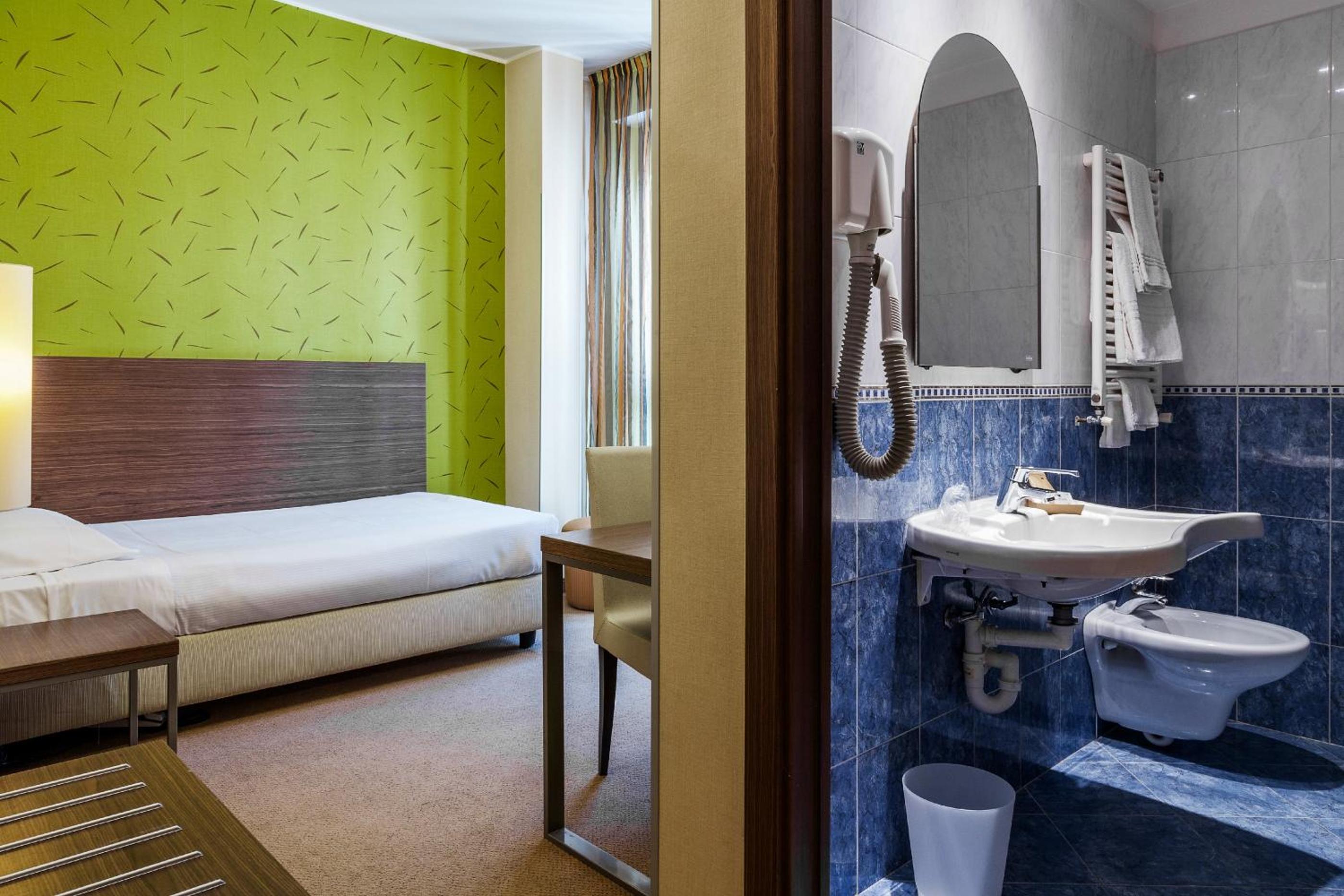 Premium Single Room