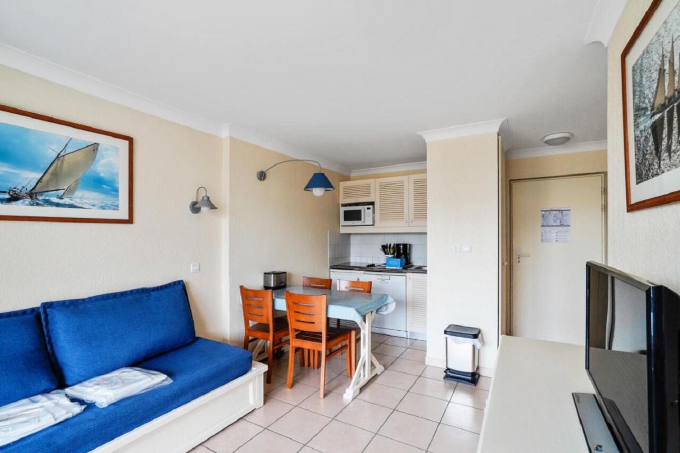Comfort One-Bedroom Apartment (4 People)
