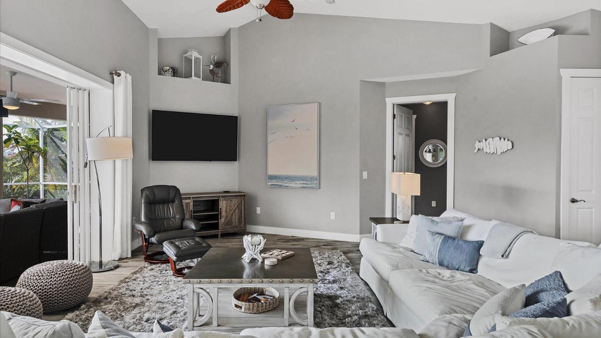 Three-Bedroom House photo 1