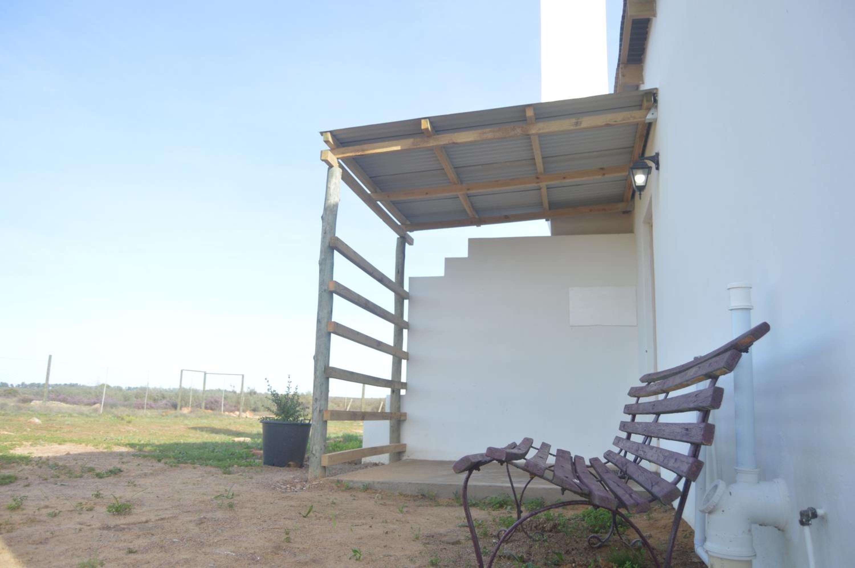 Two-Bedroom House - Photo 19