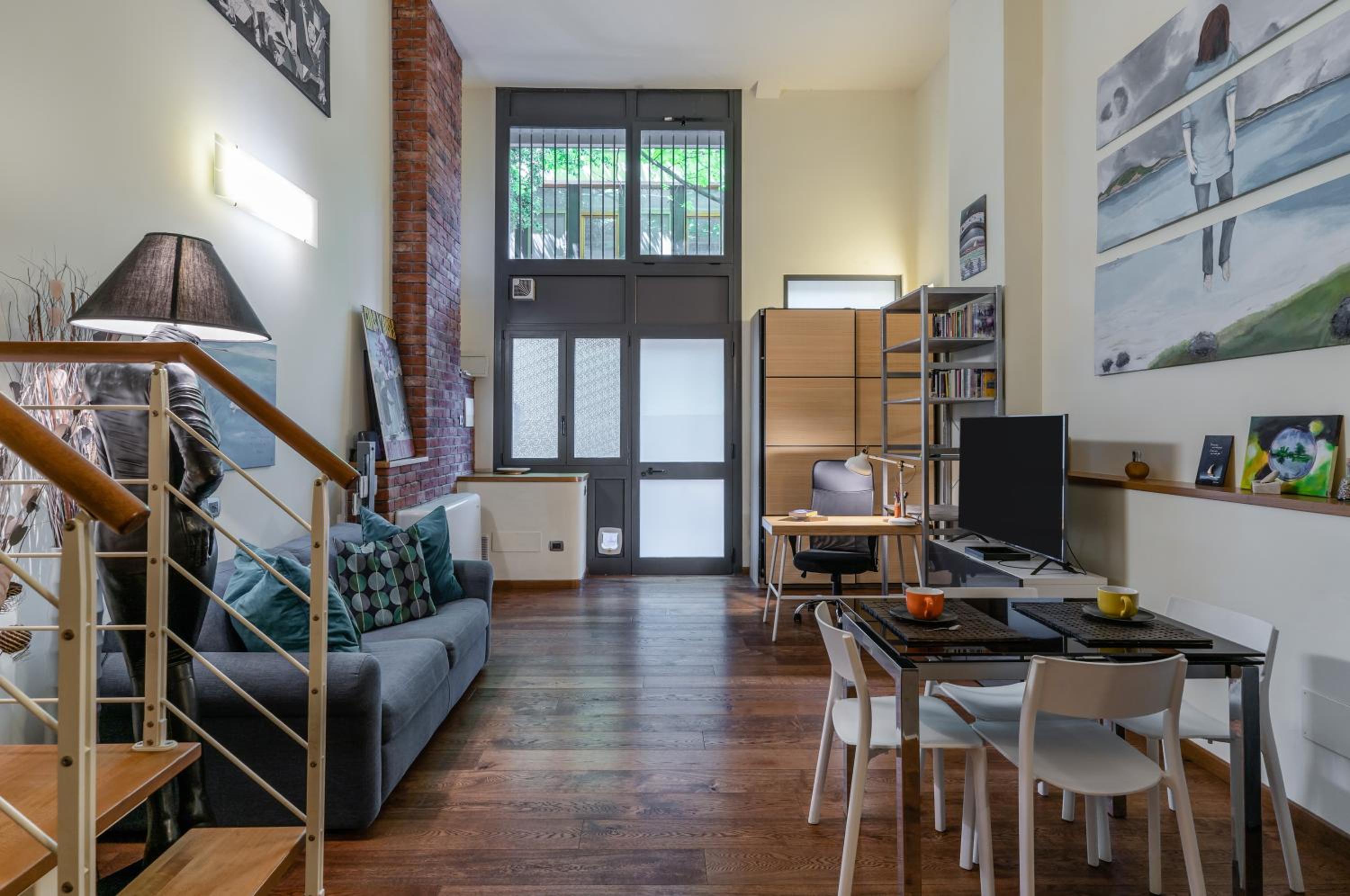 One-Bedroom Apartment