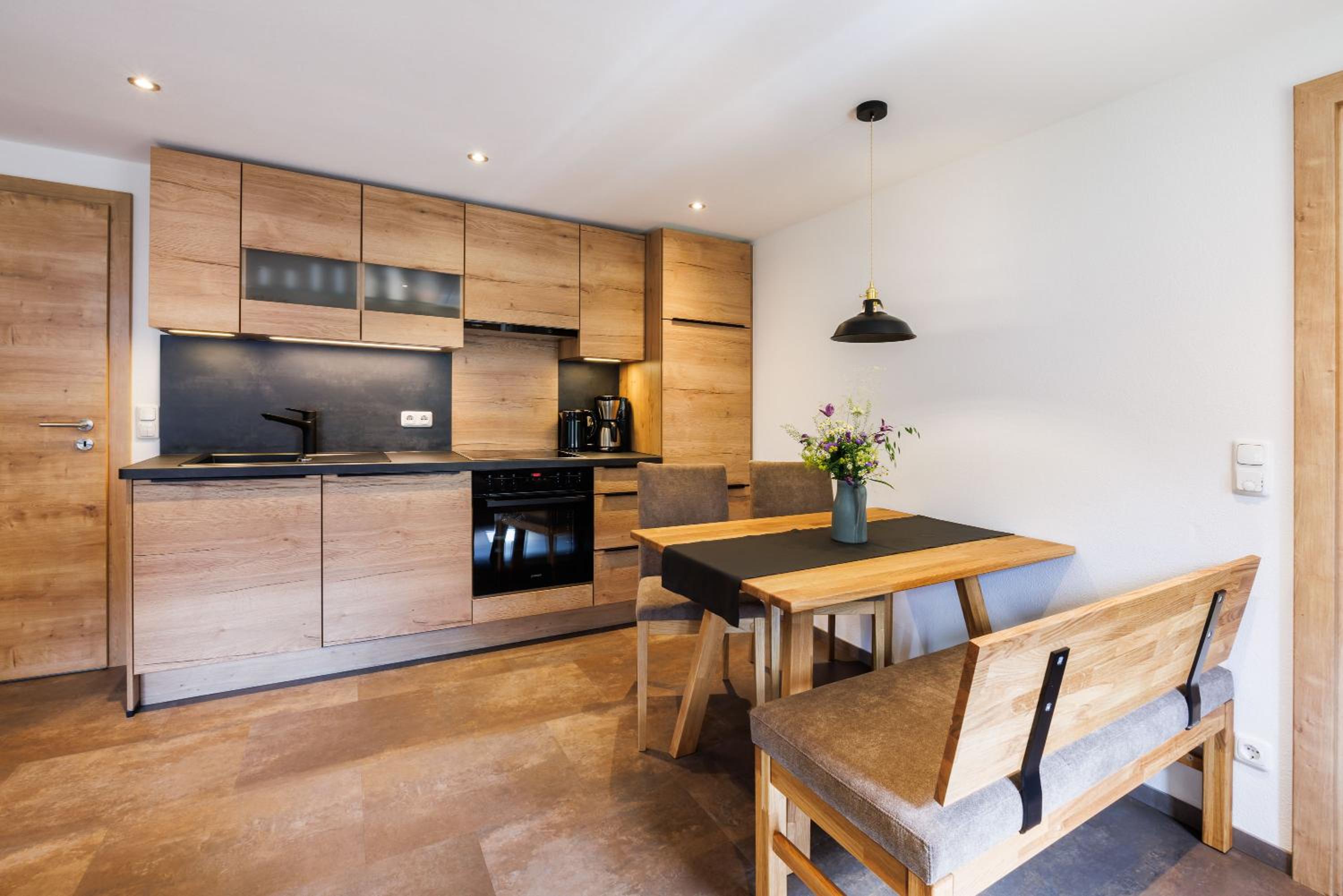 Apartment with Terrace photo 3