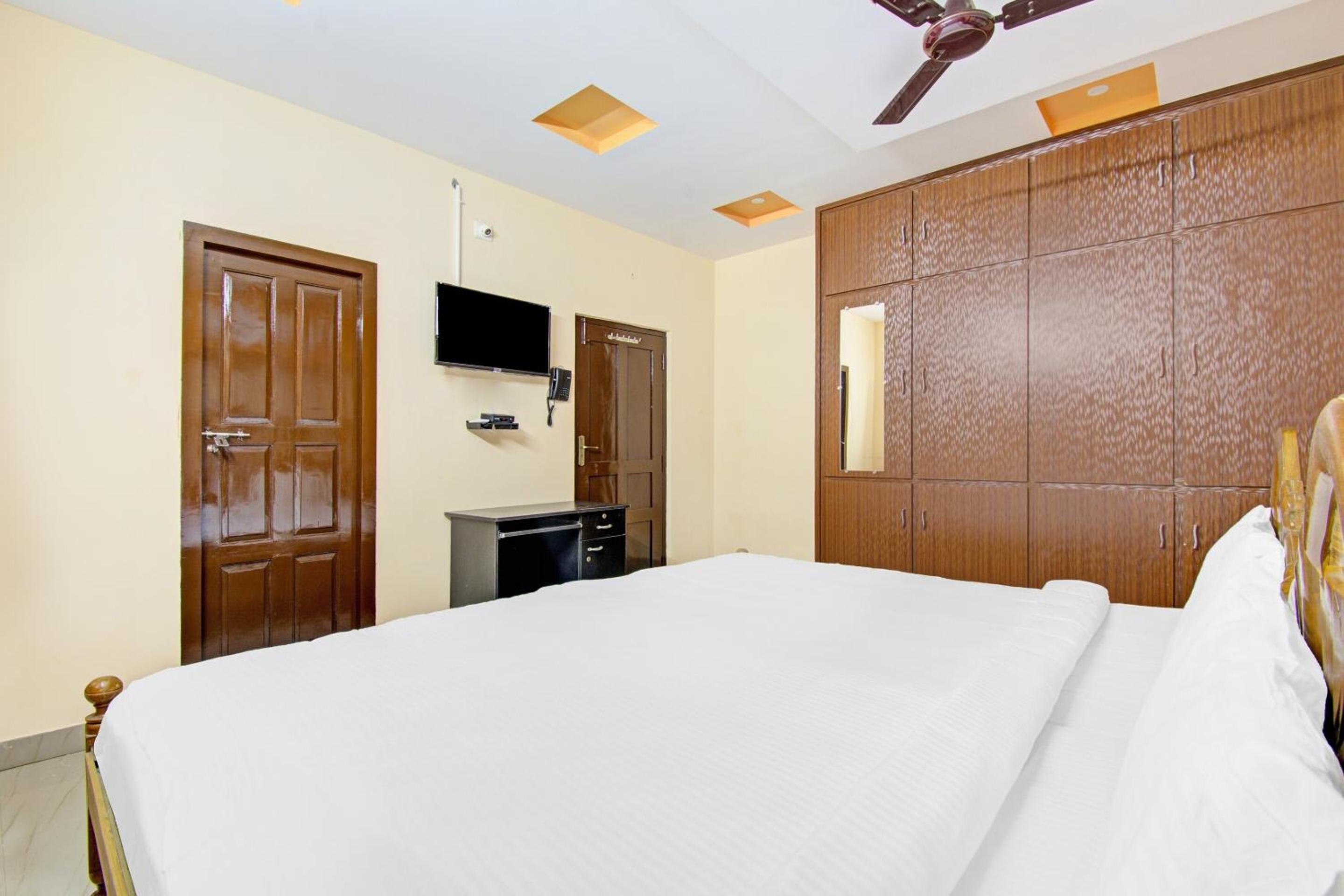 Standard Double Room photo 2