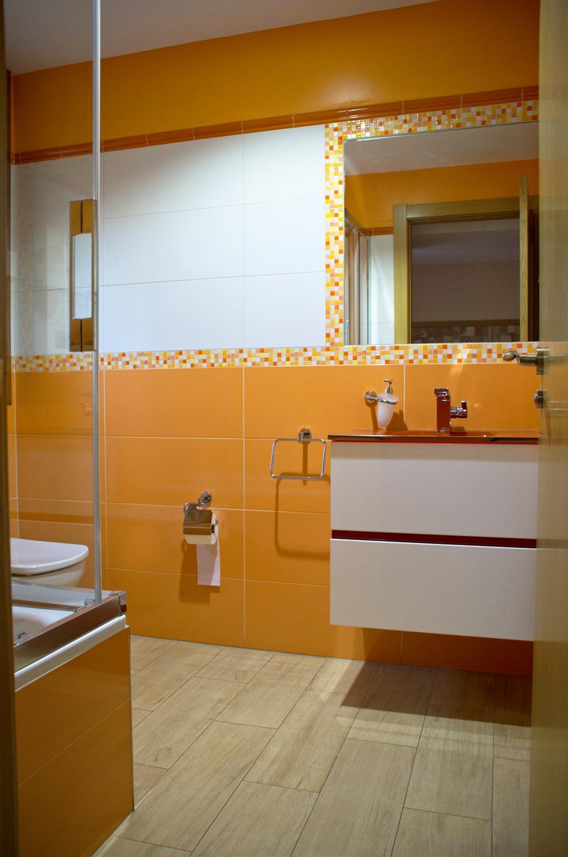 Double Room with Private Bathroom - Photo 4
