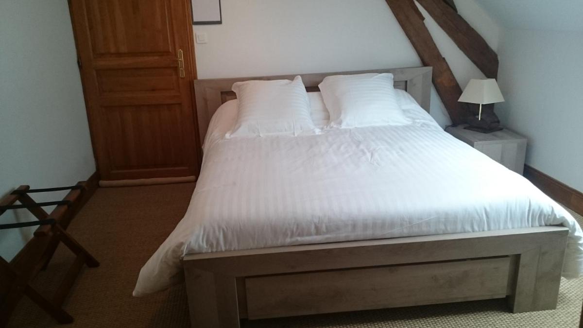 Standard Double Room photo 2