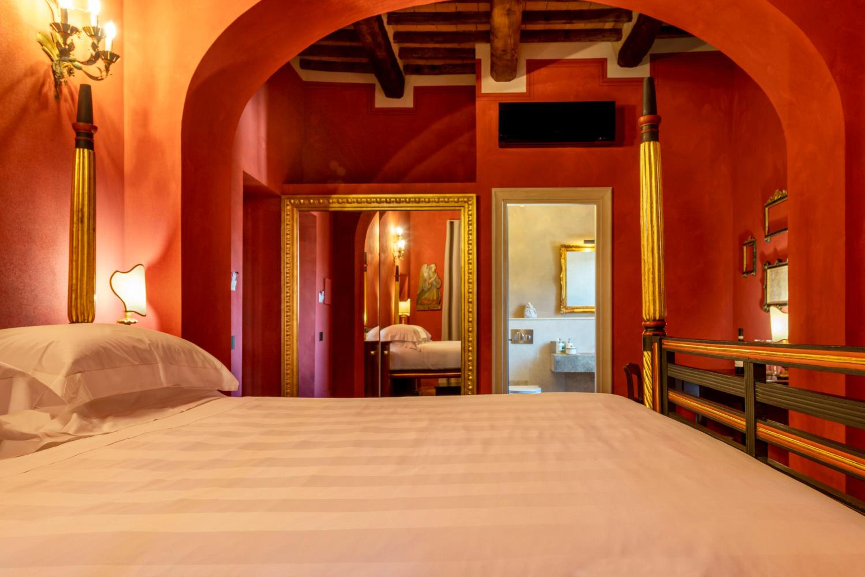 Junior Suite with Garden View