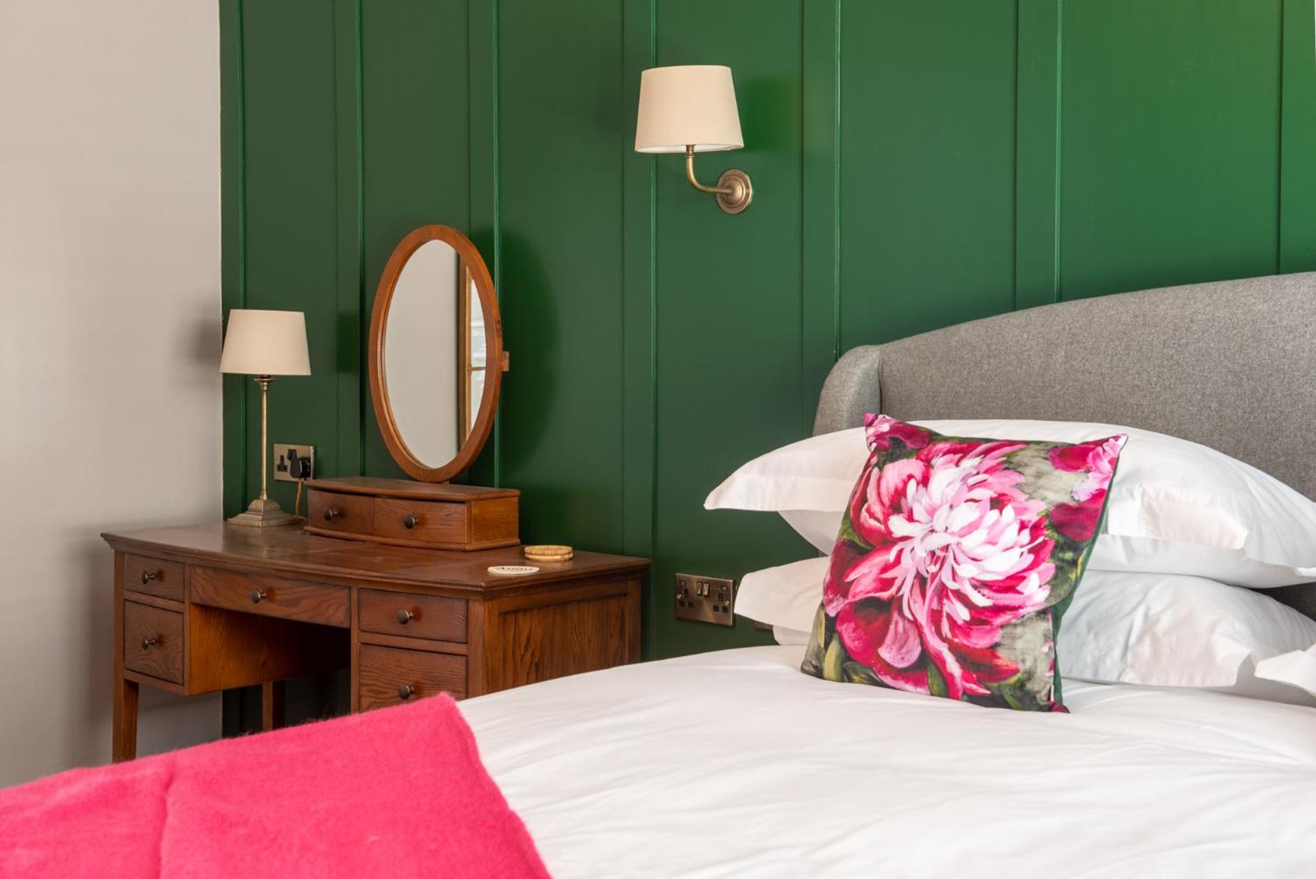 Superior King Room photo 1