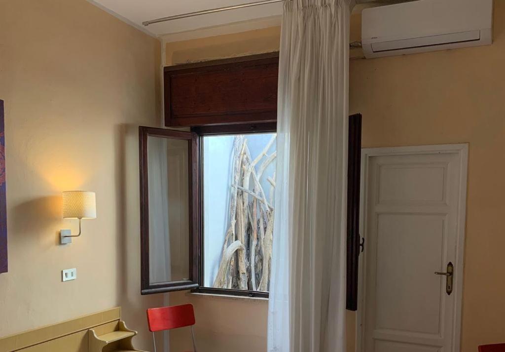 Economy Double or Twin Room - Photo 2