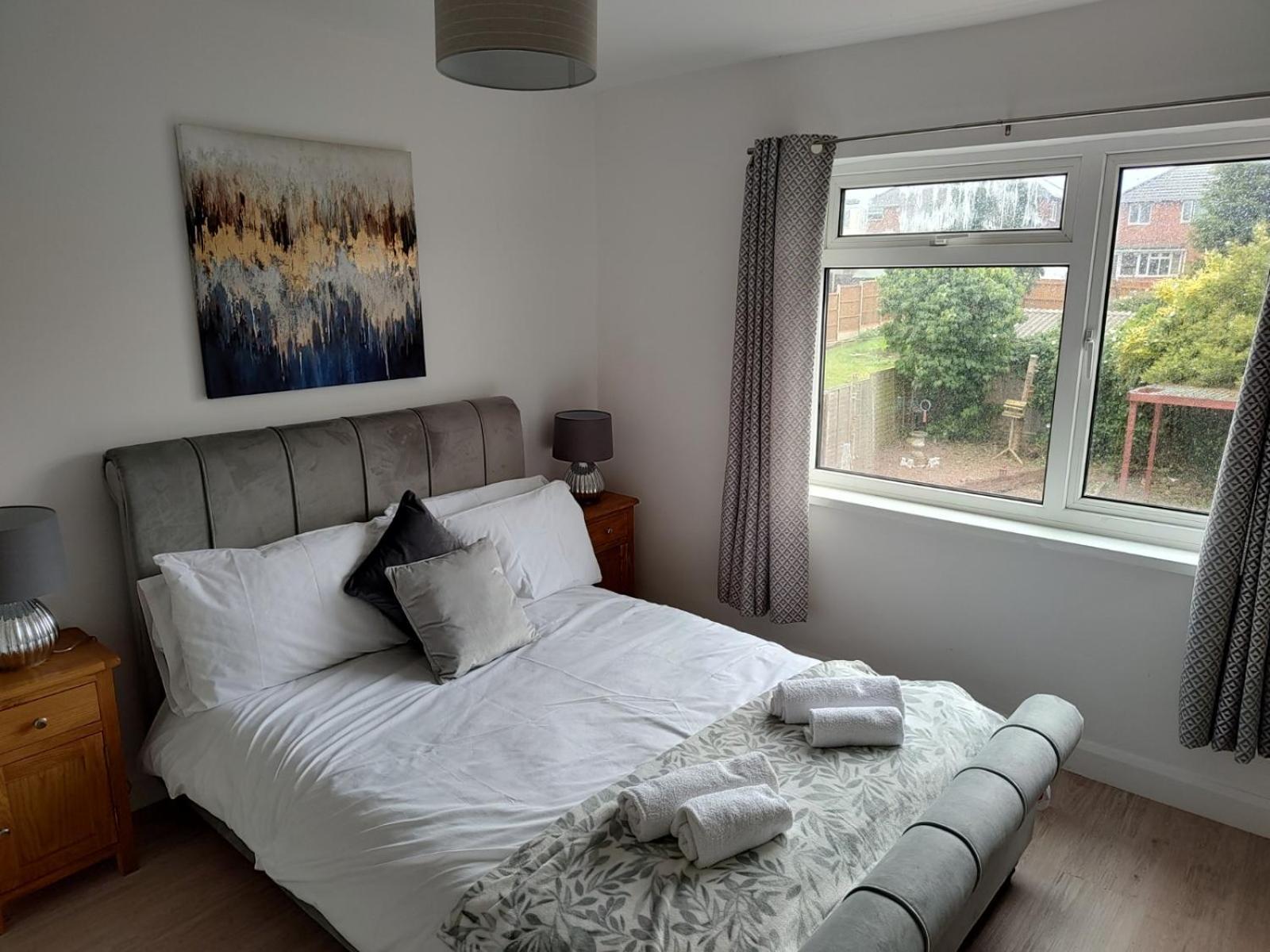 Three-Bedroom House photo 1