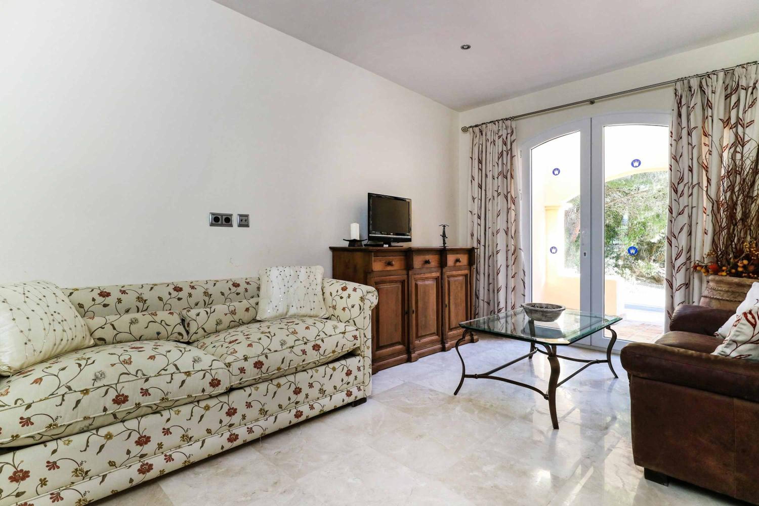 Villa de Tres Habitaciones